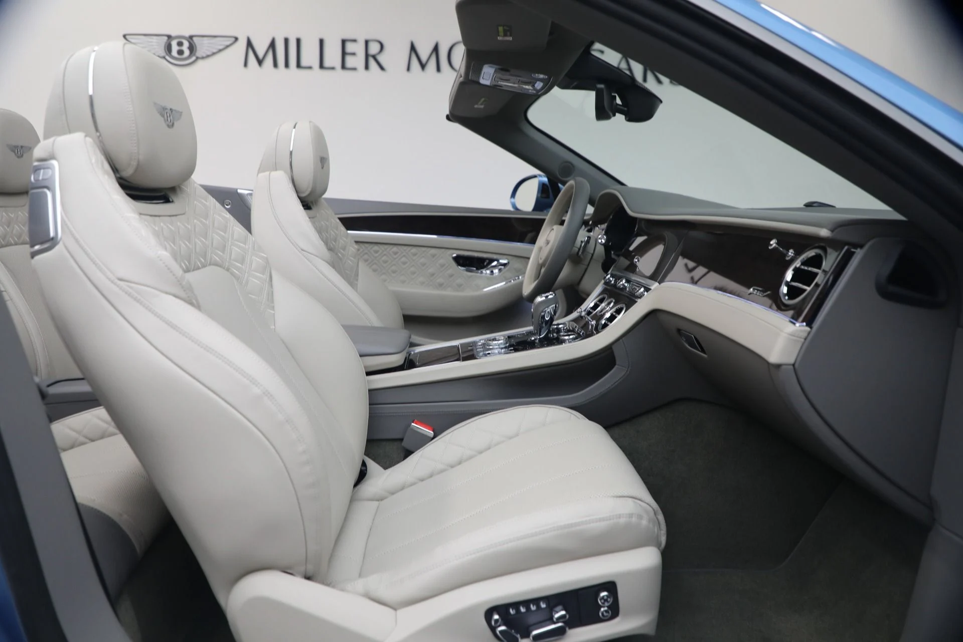 mph033_3616644533_Used_2024_Bentley_Continental_GTC_Speed_1776904732_3fb3517aa2