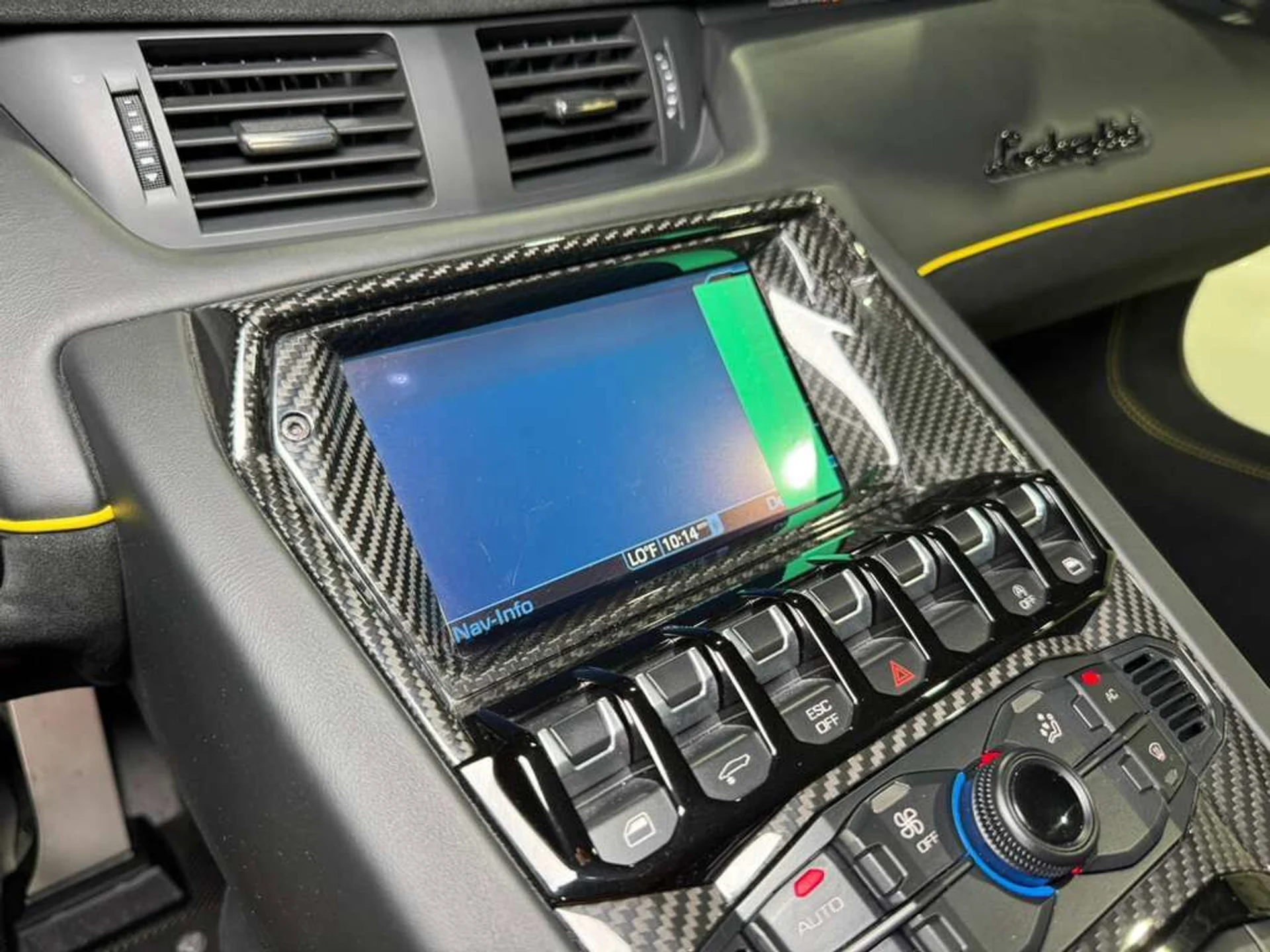 mph033_3619779842_48afde507e7589f6e56e398b1e9da977_012874d345