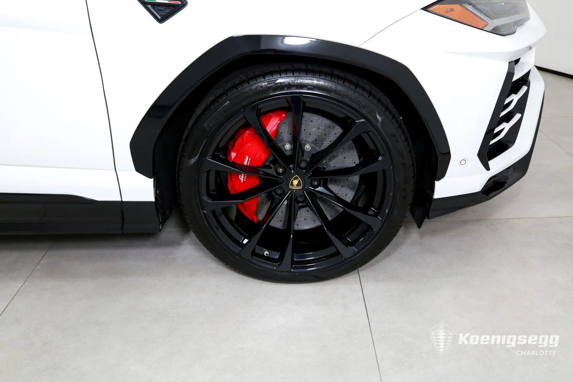 mph033_3625815451_Used_2019_Lamborghini_Urus_1760976119_11dbb0b493