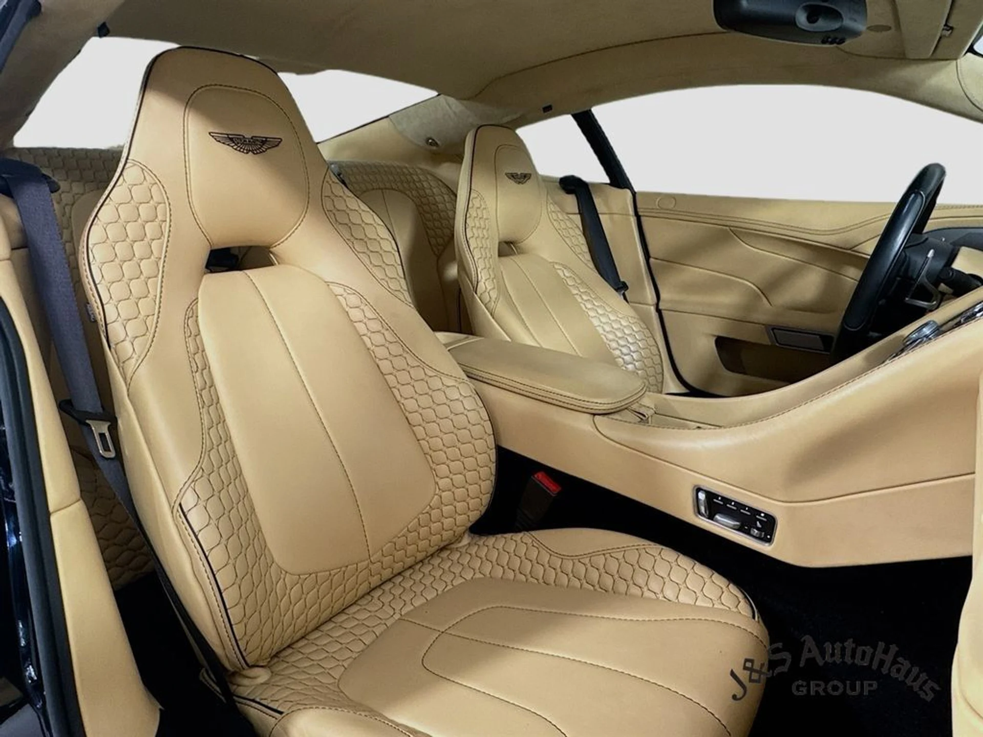 mph033_3627436441_ez5590g177mrmq1lnm3g2t452sdw_3ef240b977