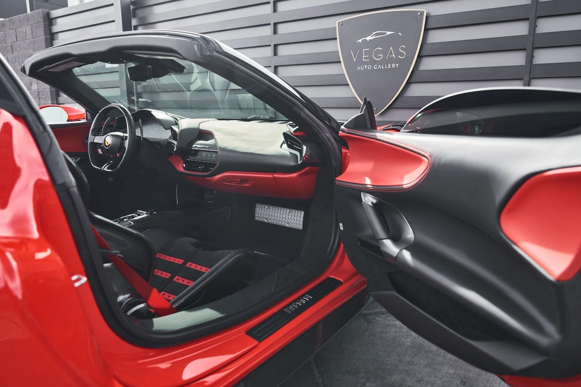 mph033_3627751914_Used_2022_Ferrari_SF_90_Spider_Base_1770767924_7c24f29fee