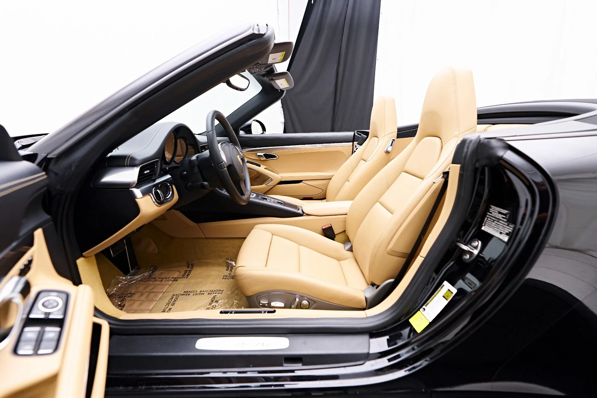 mph033_3629685560_Used_2015_Porsche_911_Carrera_1752707667_5e420c0ebc