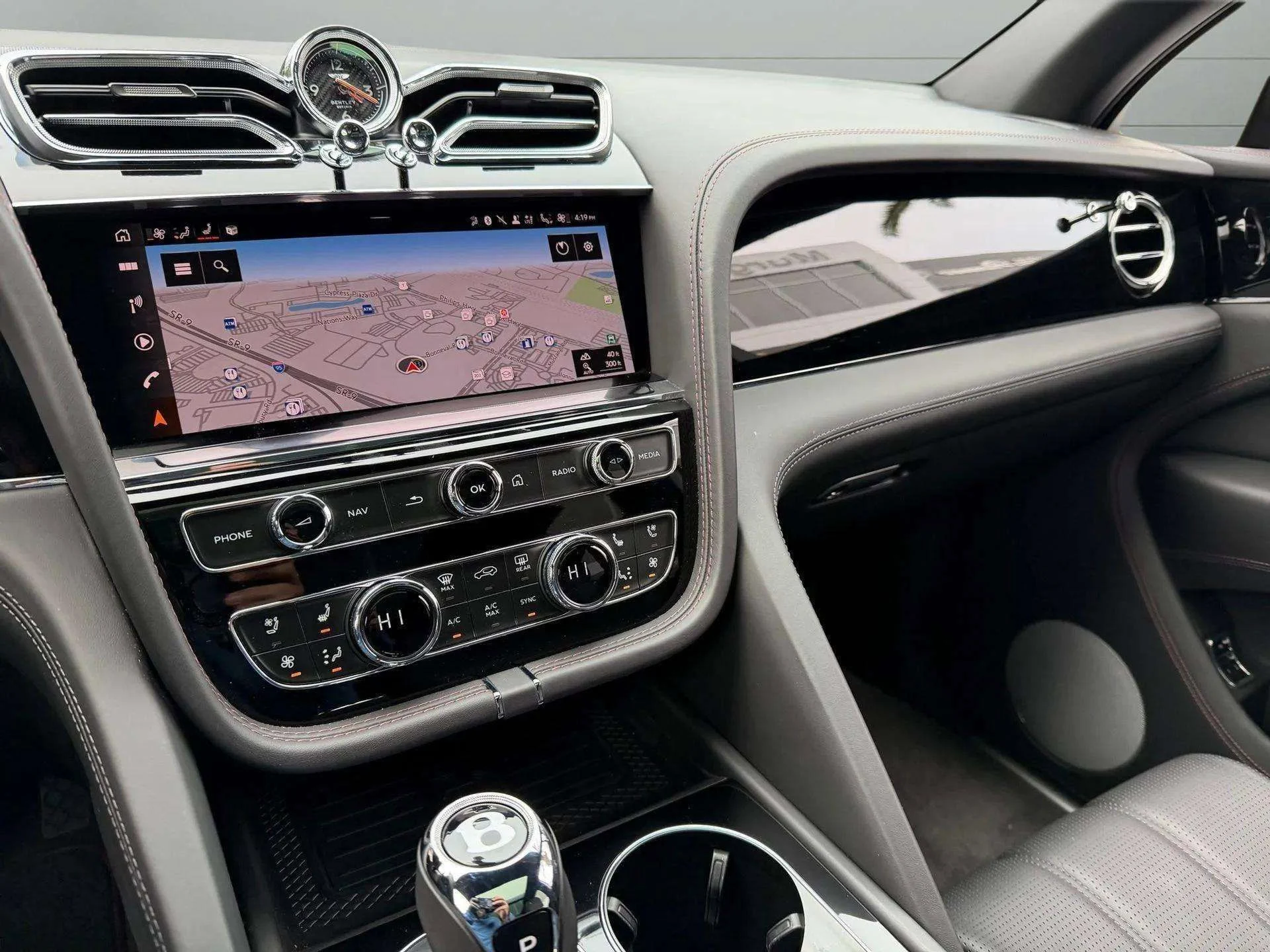 mph033_3632990240_275196b75fbe4126b56e00860ce8f91f_726adc01b2