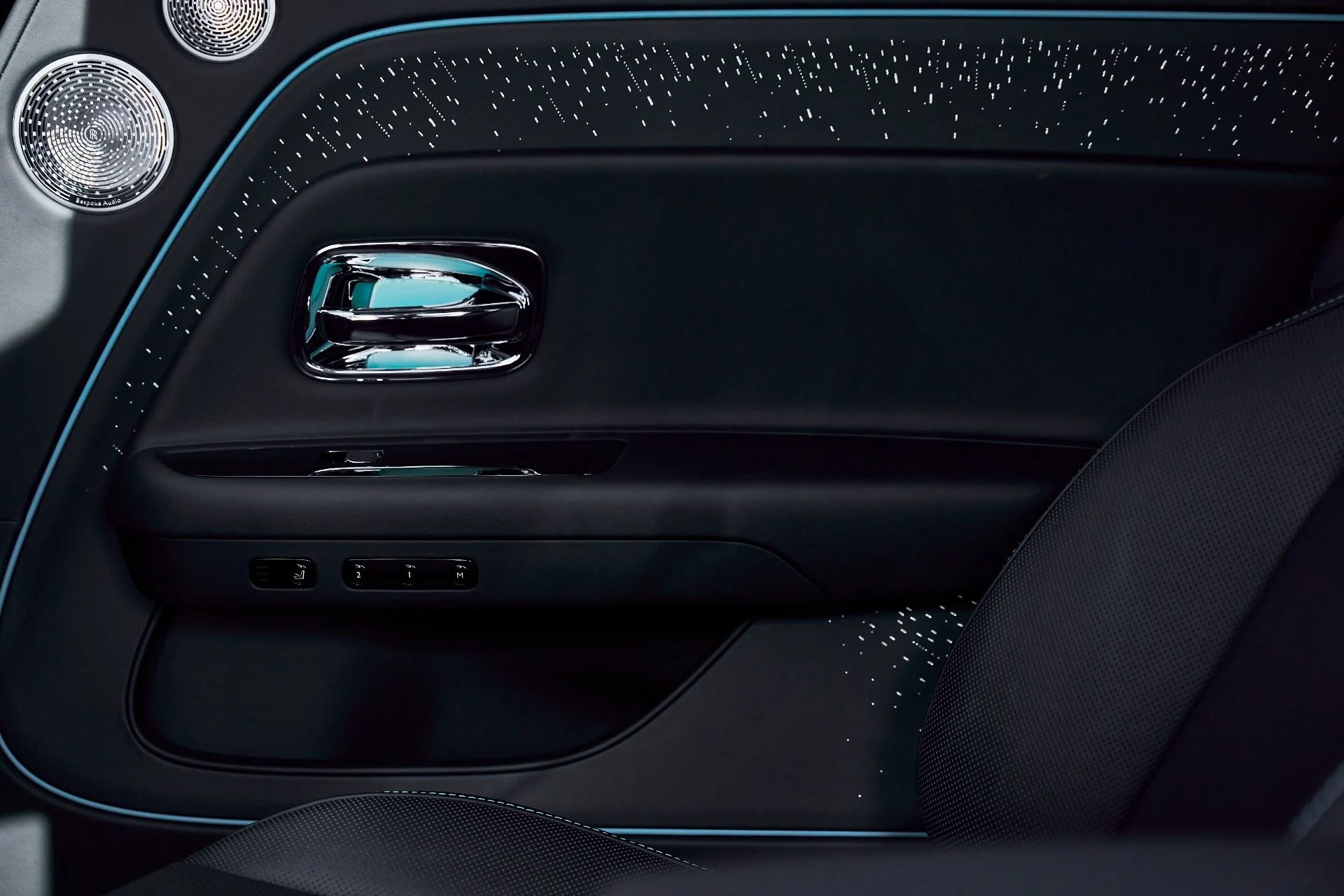 mph033_3637069918_Used_2025_Rolls_Royce_Spectre_Base_1771642458_5d4a4a5fd8