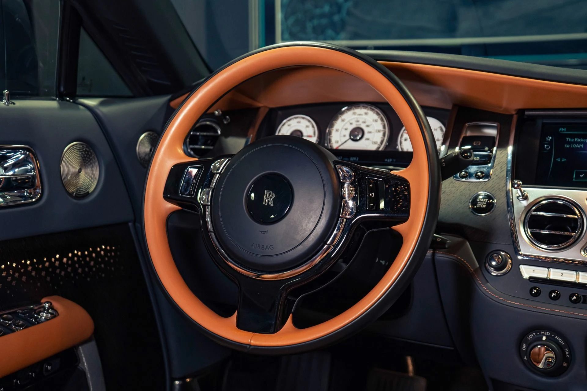 mph033_3643225257_Used_2018_Rolls_Royce_Wraith_RARE_1_of_55_Luminary_Edition_1774531595_a9afbc24a5