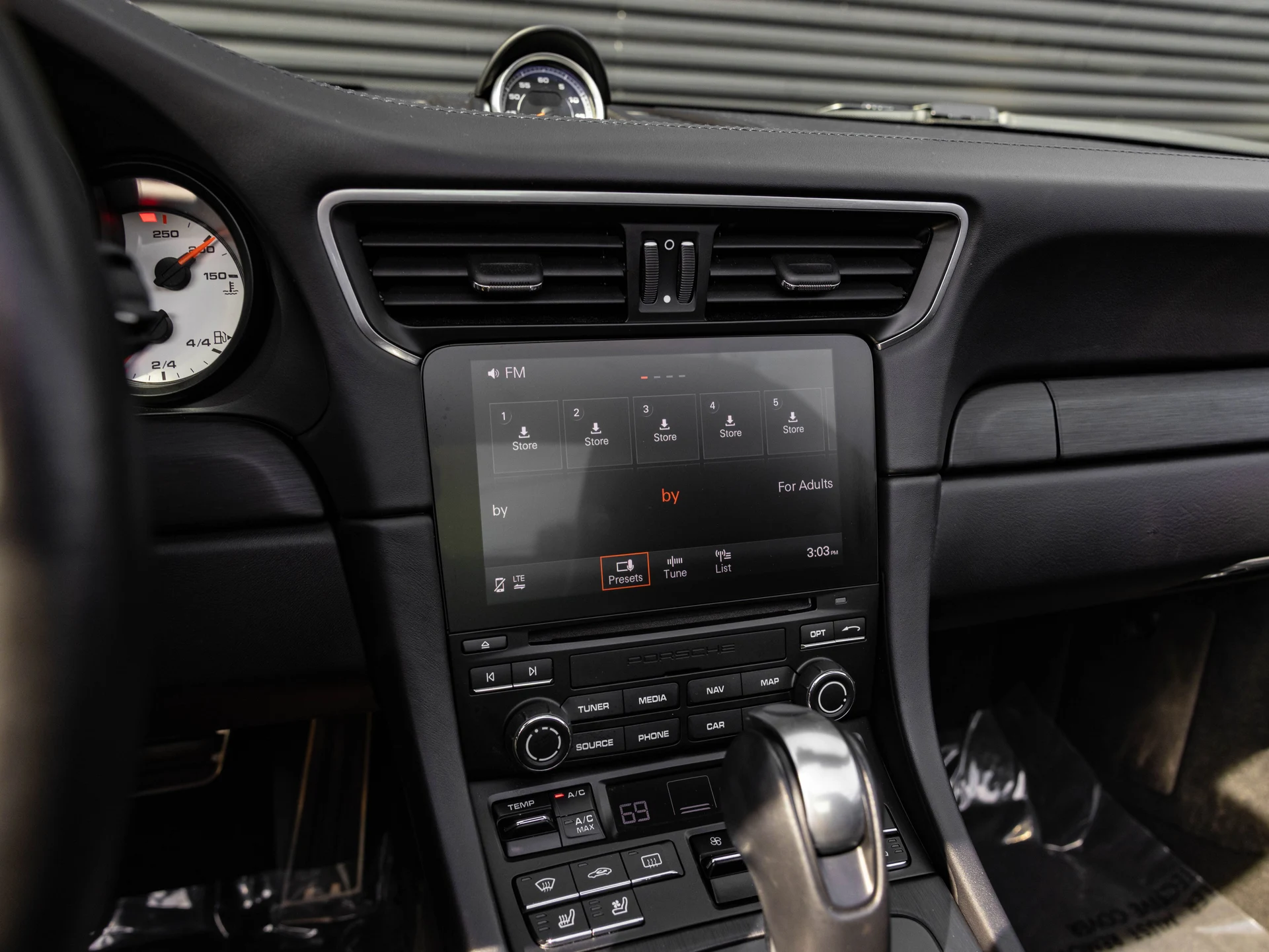 mph033_3664843702_45bb79edcbe3367ff3172b507da381df_e739374787