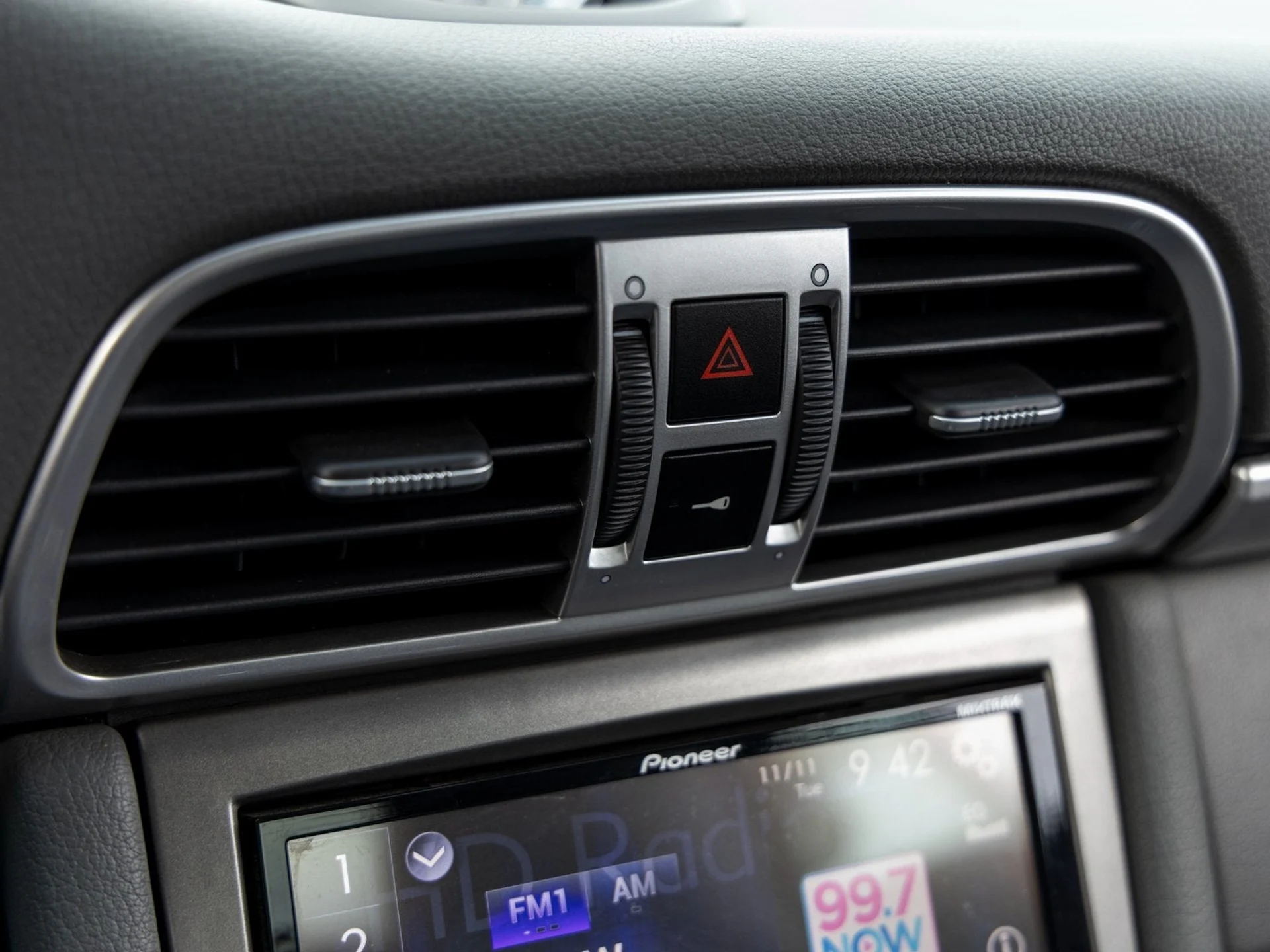 mph033_366829257_34_ce54330463