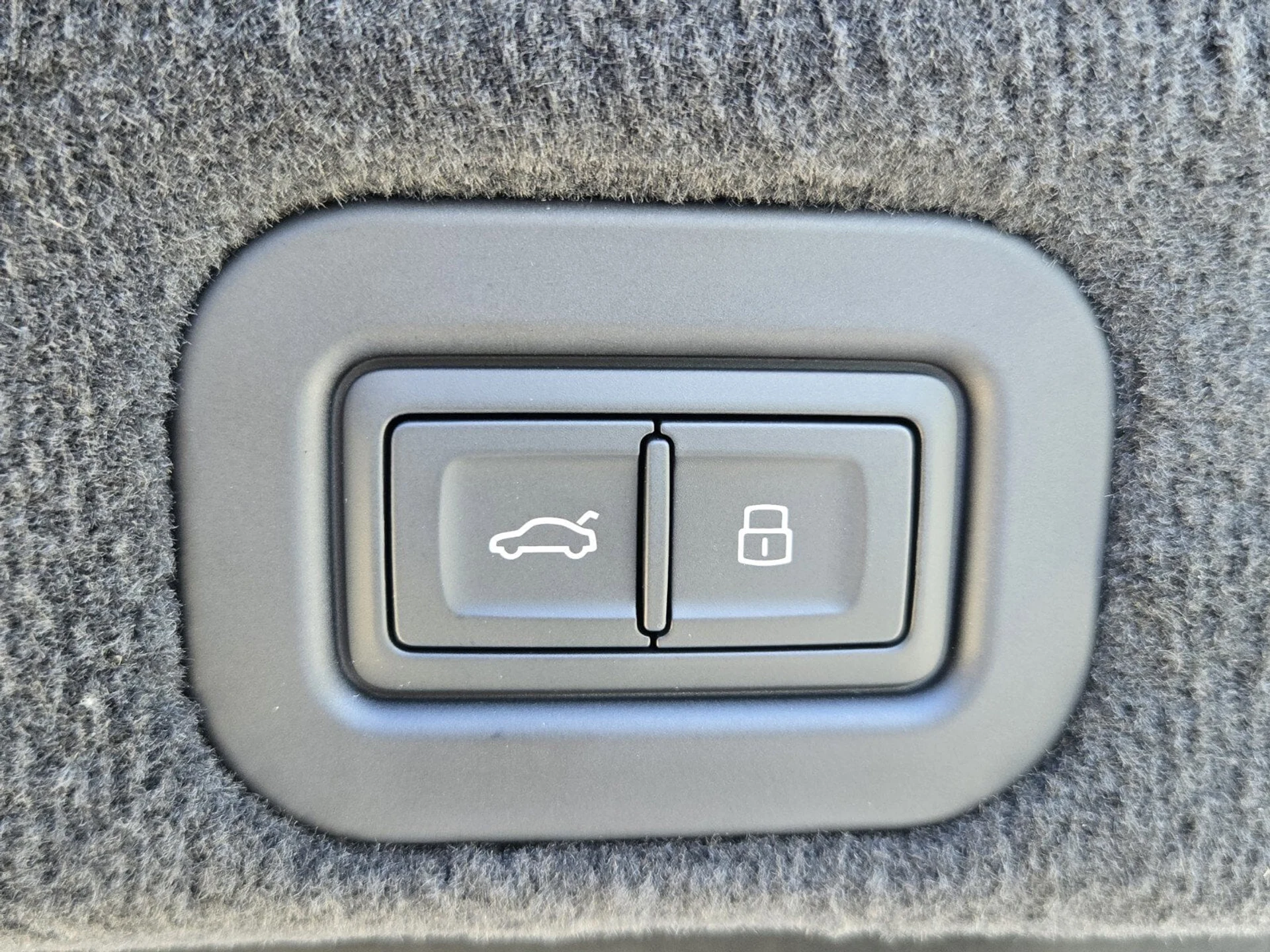 mph033_3668472678_a9f02457efe188354d02aae277b8342ax_8951644bc1