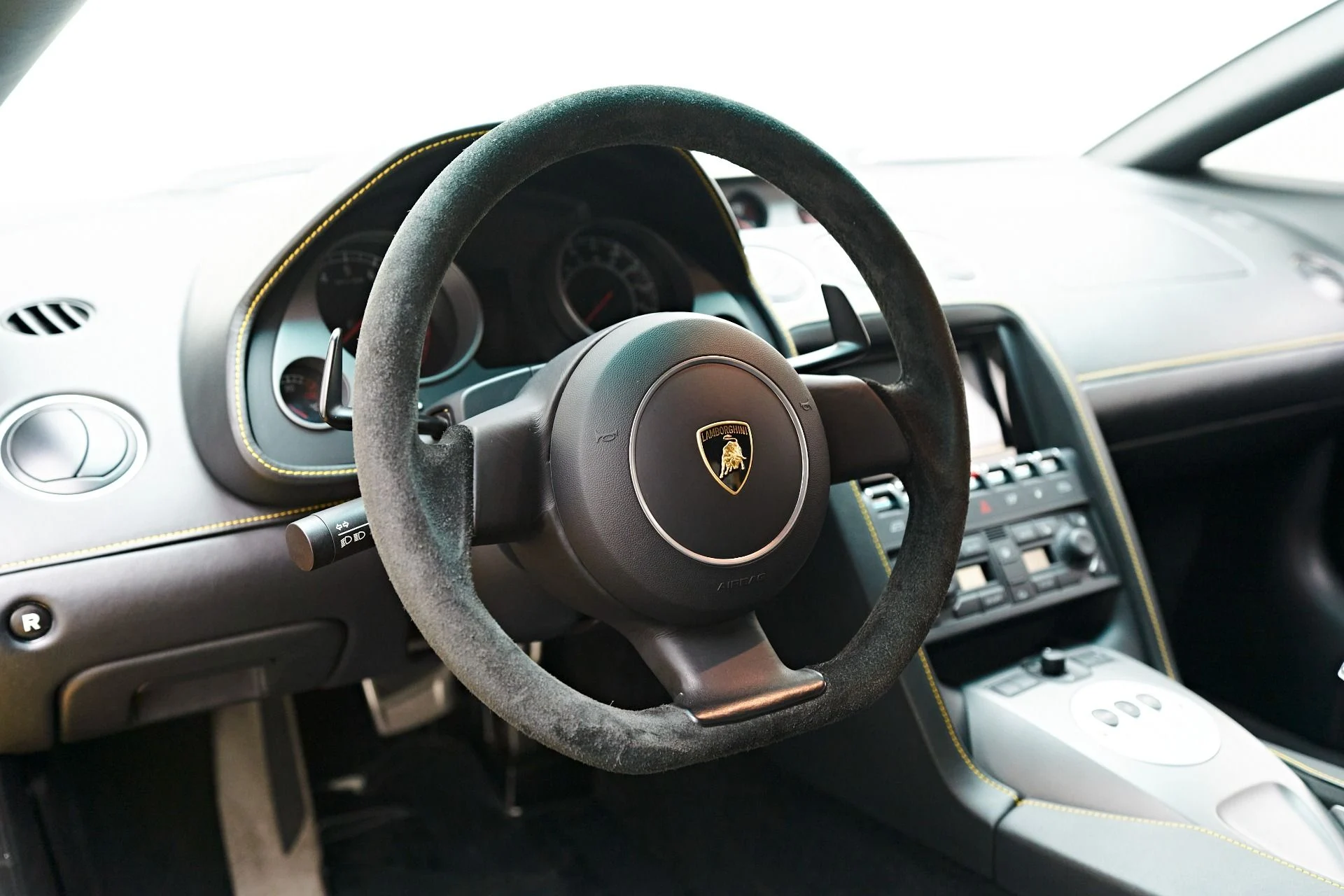 mph033_3674761349_Used_2005_Lamborghini_Gallardo_1703127301_9e956faef4