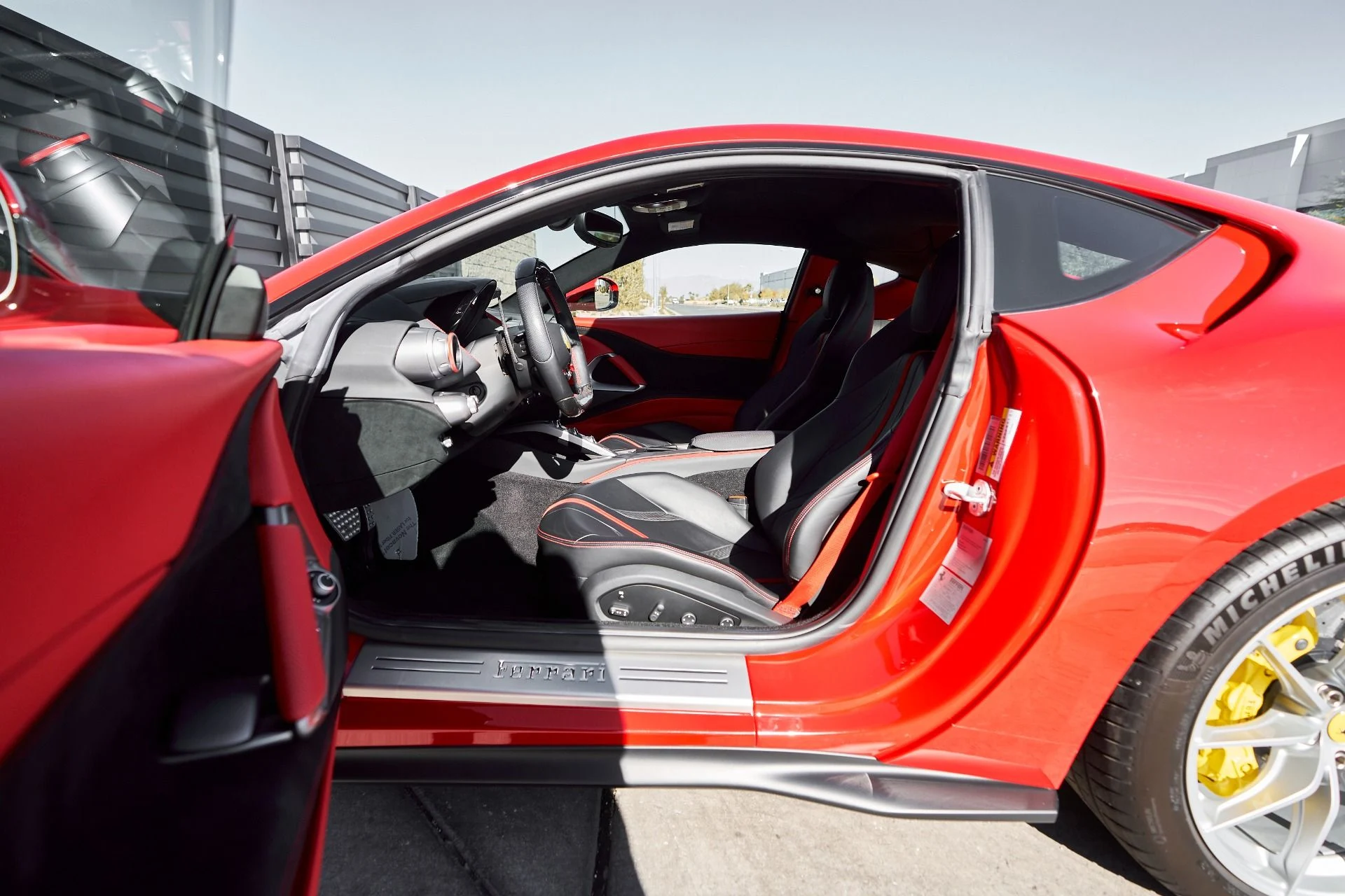 mph033_3678416965_Used_2018_Ferrari_812_Superfast_Base_1767042820_40fb7bdd1e