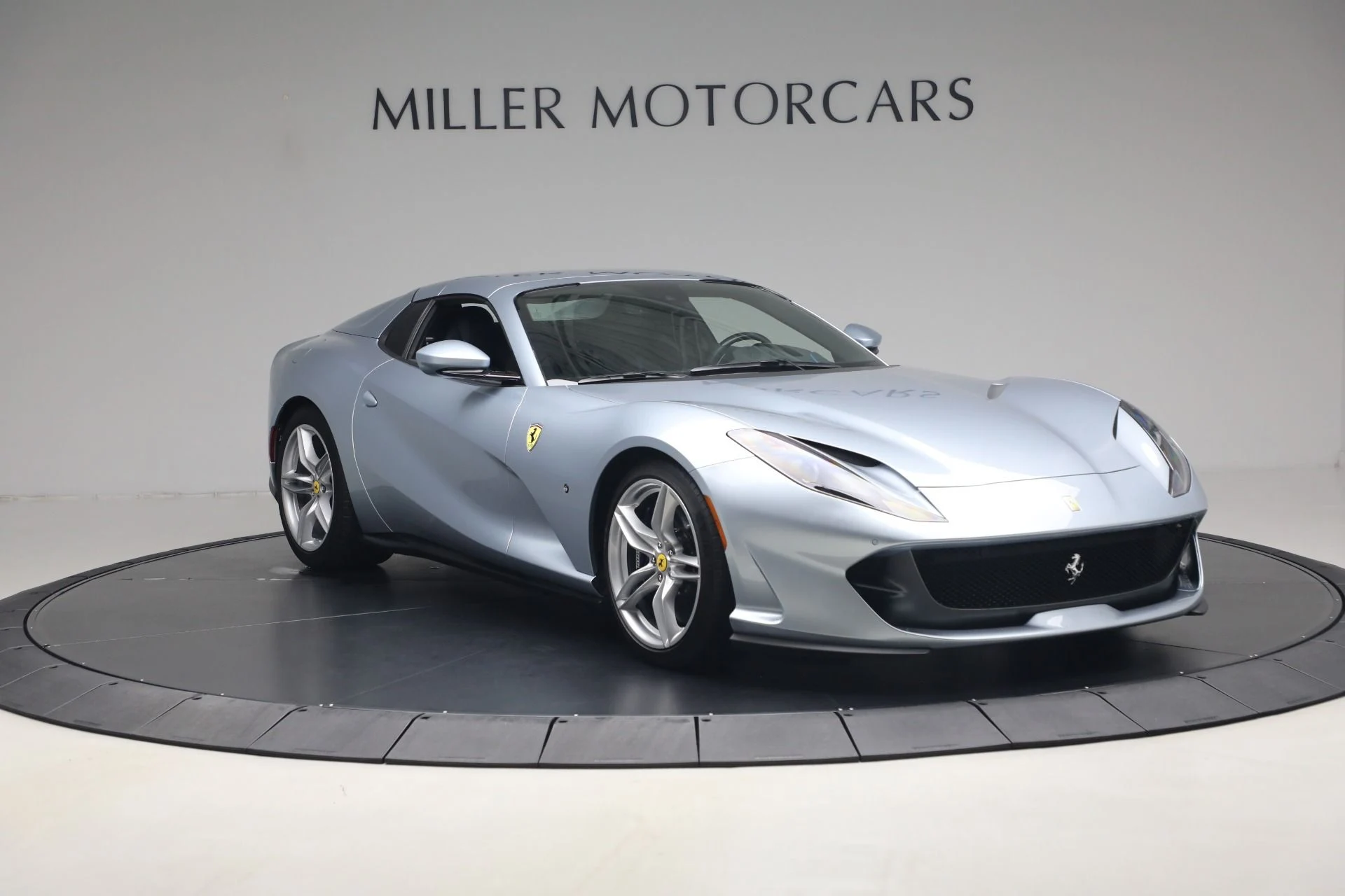 mph033_3679630187_Used_2022_Ferrari_812_GTS_1785790063_e6bd8960f9