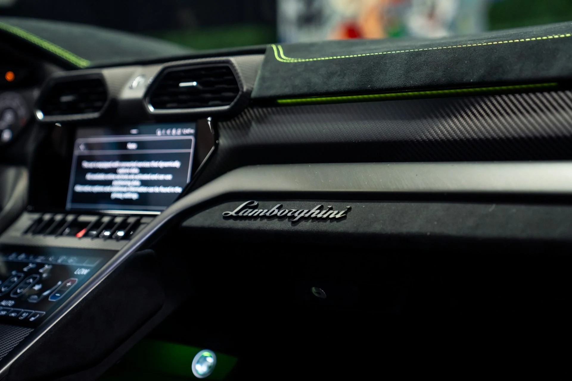mph033_3679812810_Used_2023_Lamborghini_Urus_Performante_Full_Carbon_Pack_Stealth_PPF_1785519907_25b8dff816