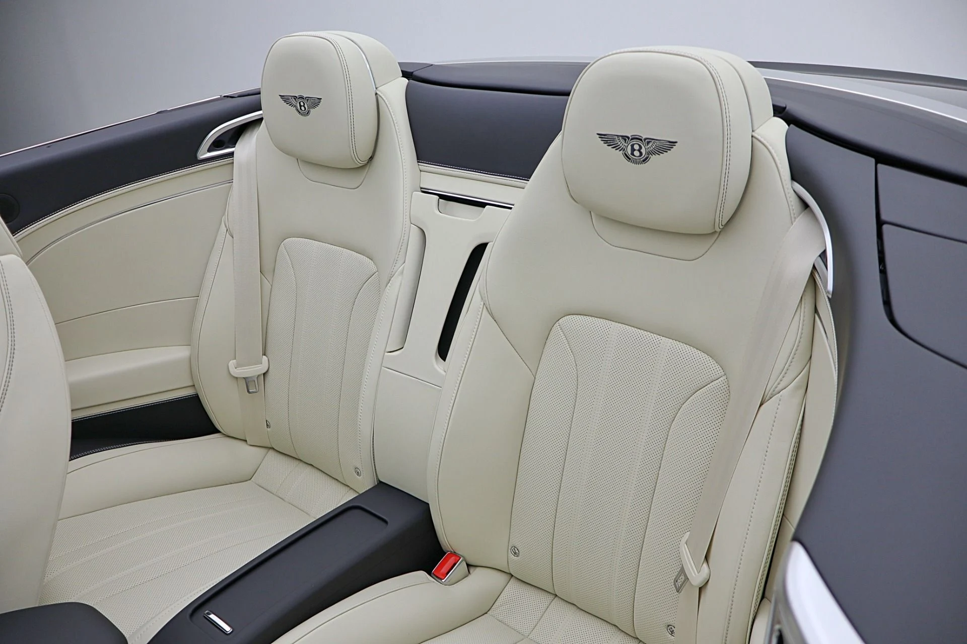 mph033_3681805430_New_2026_Bentley_Continental_GTC_250c06d07b