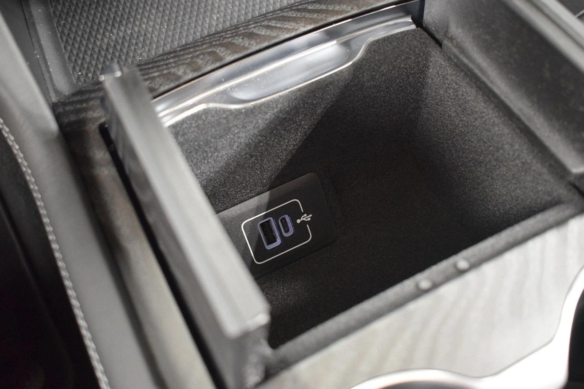 mph033_3683869185_5e85c1641d117b1b5739e4006f4b8fb2x_a896cde295