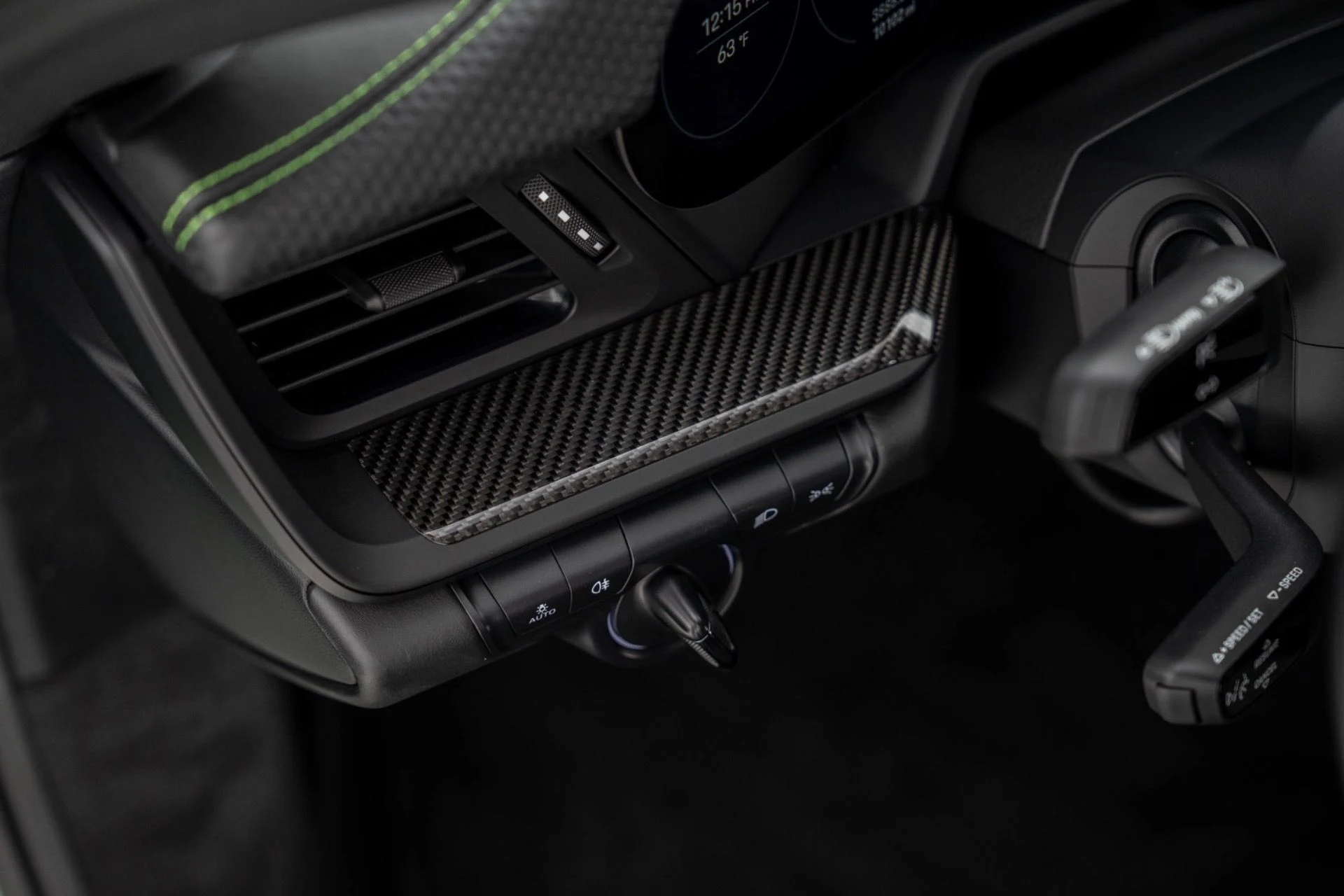 mph033_3693853591_Used_2022_Porsche_911_GT_3_Touring_1775584406_4e8ba64c76