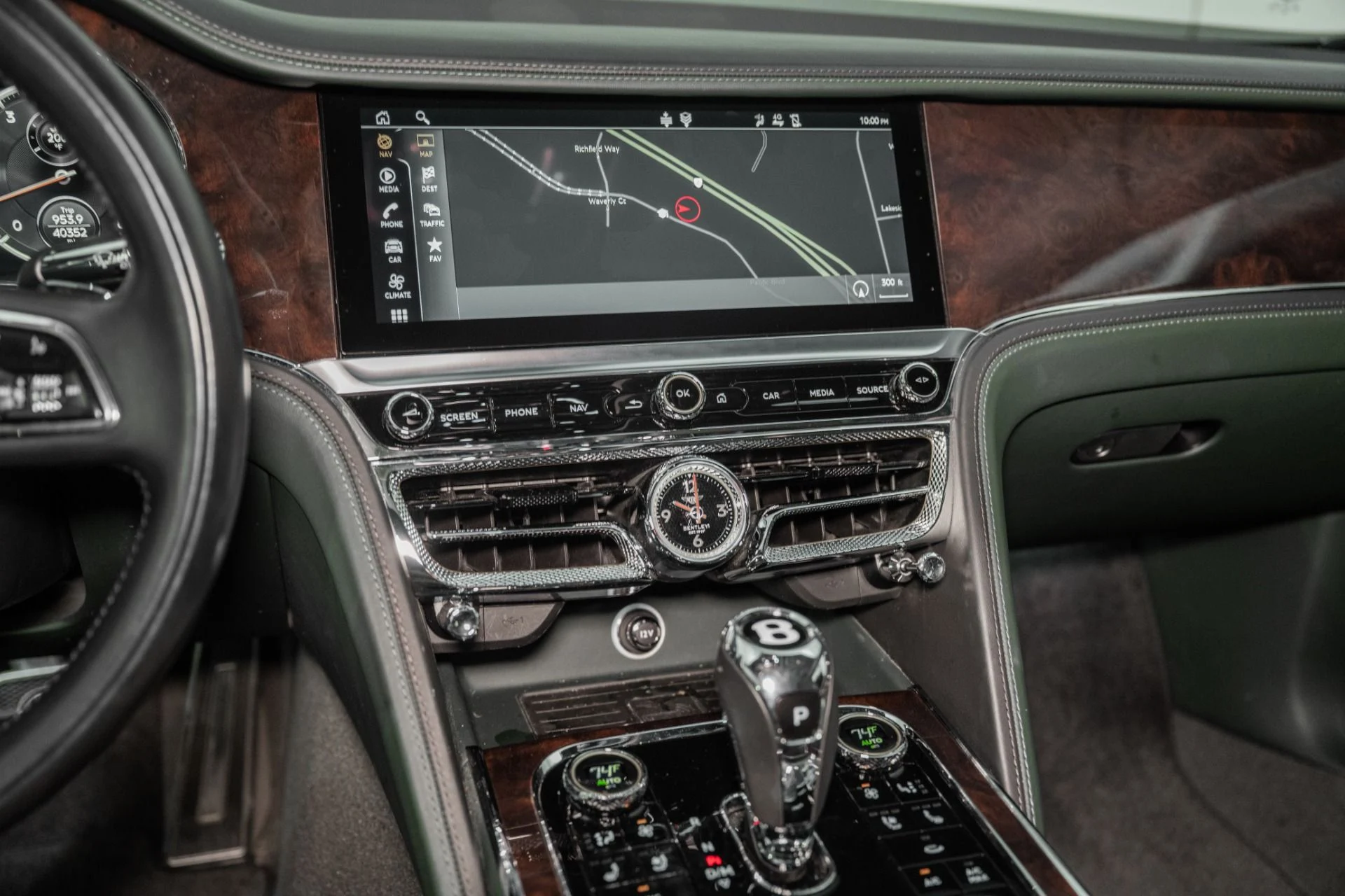 mph033_3700795663_Used_2022_Bentley_Flying_Spur_V8_1761057059_be73848e77