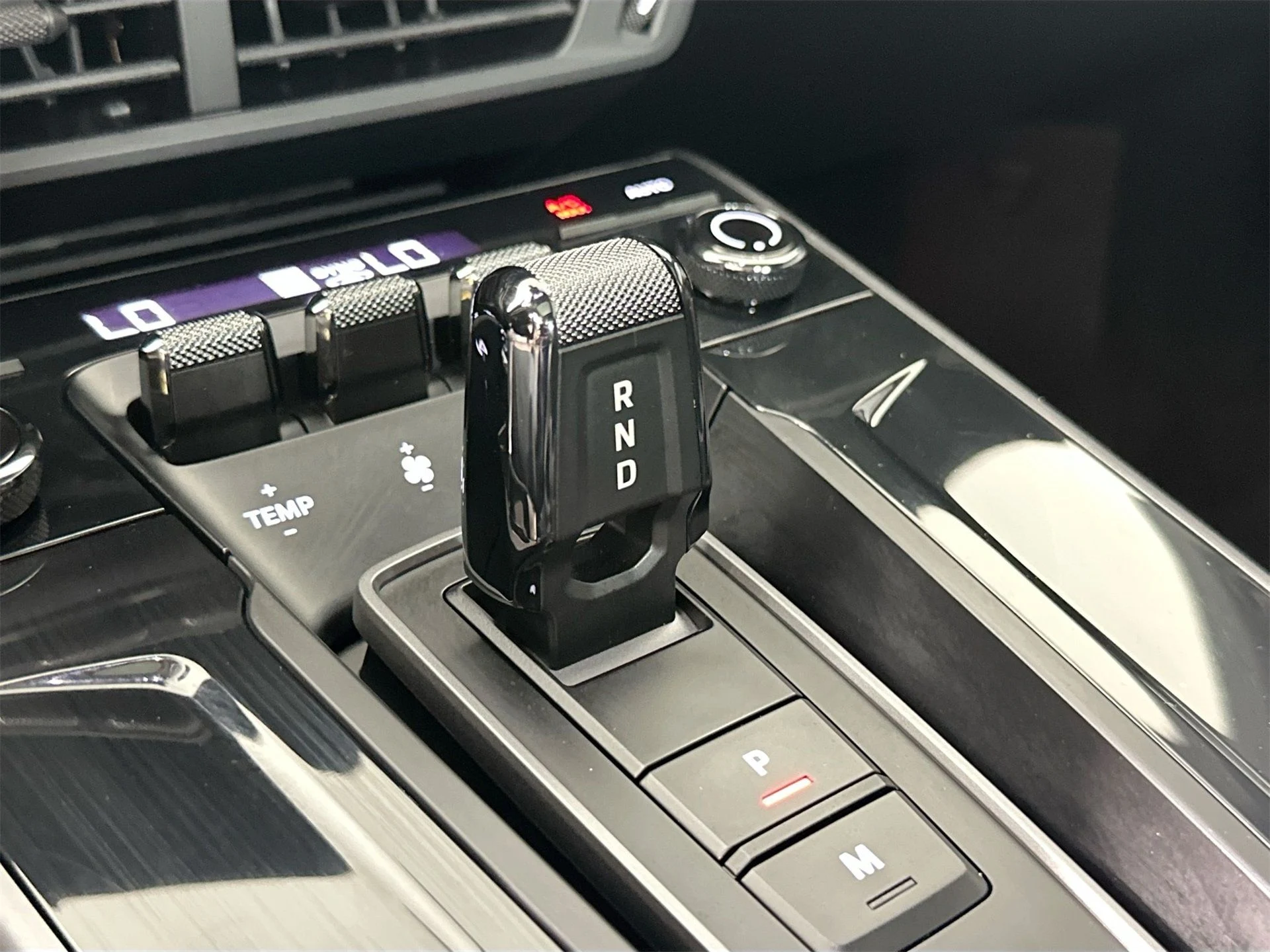 mph033_370129388_980a7804e24e25263876346c91505d42_a76c4676bc