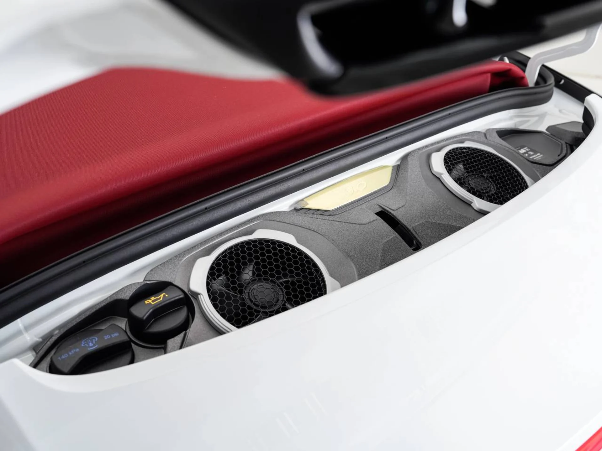 mph033_3705377353_1280_0532264615