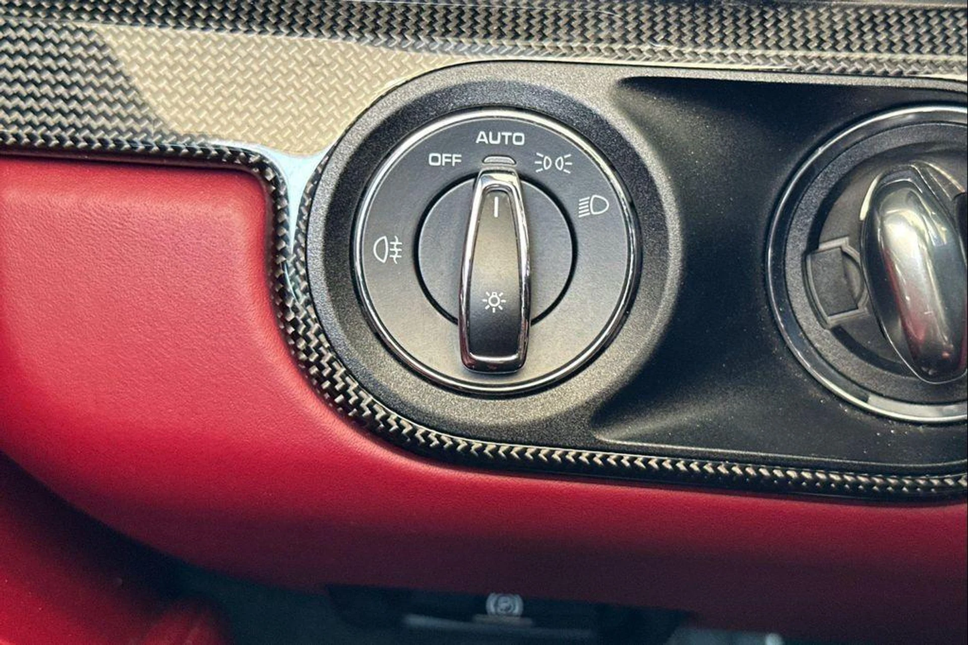 mph033_3707597111_w_Wt7s_EU_Xh_e_Swu_Mg9_HKR_1relf_JY_18b65380b0