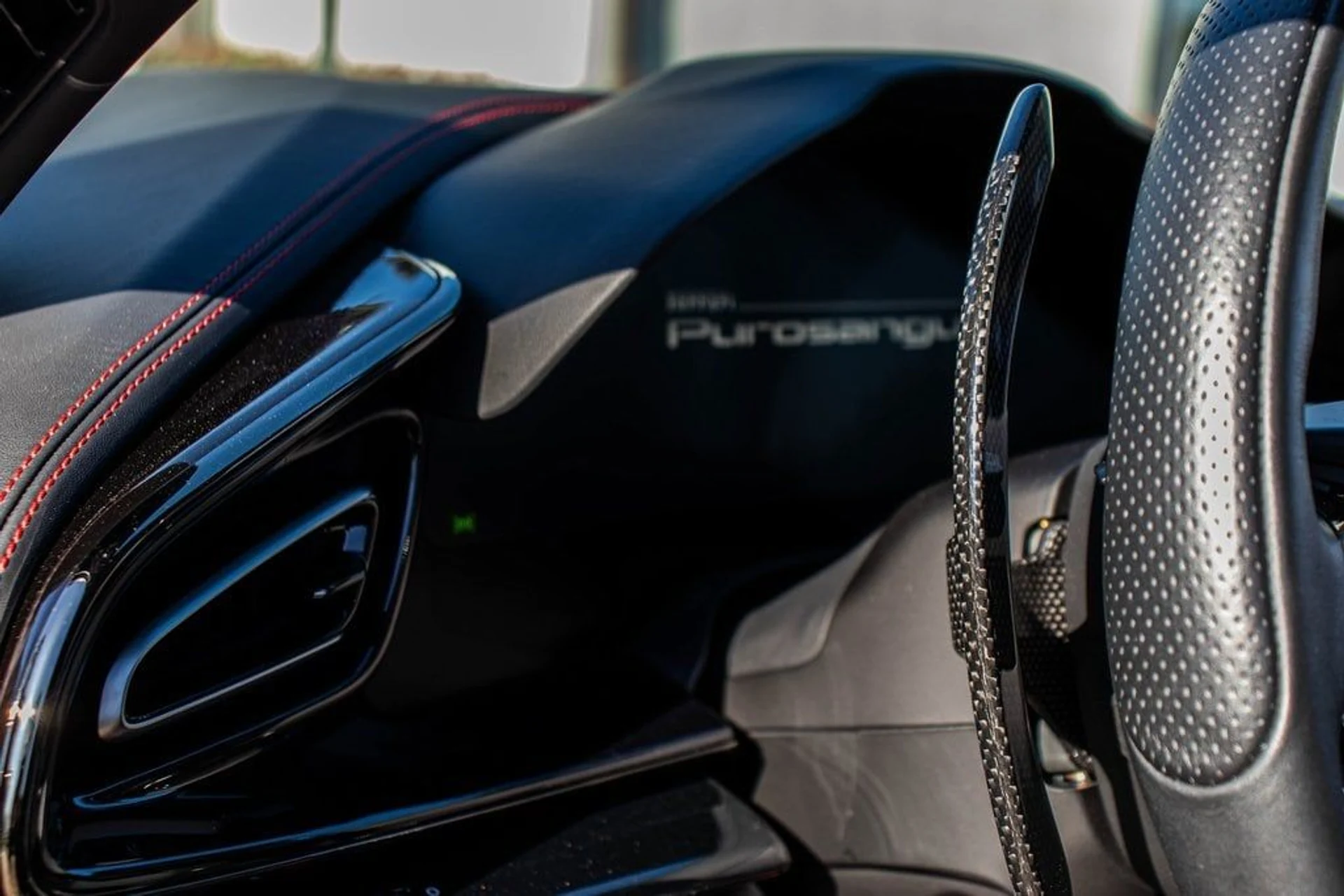 mph033_371110847_c58e132e6e720244ef879142295dc455x_01b913748b