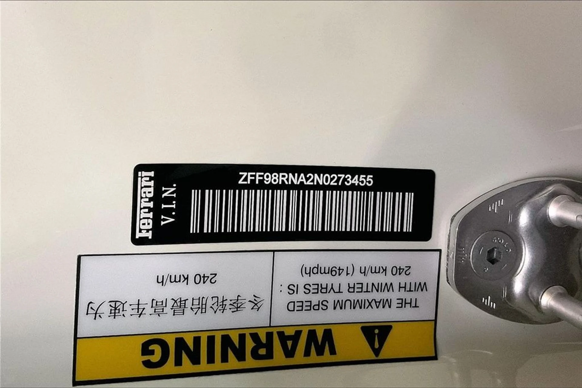 mph033_3712849659_b7231d3010408902b5e2d61da6db947bx_e1cc89c811