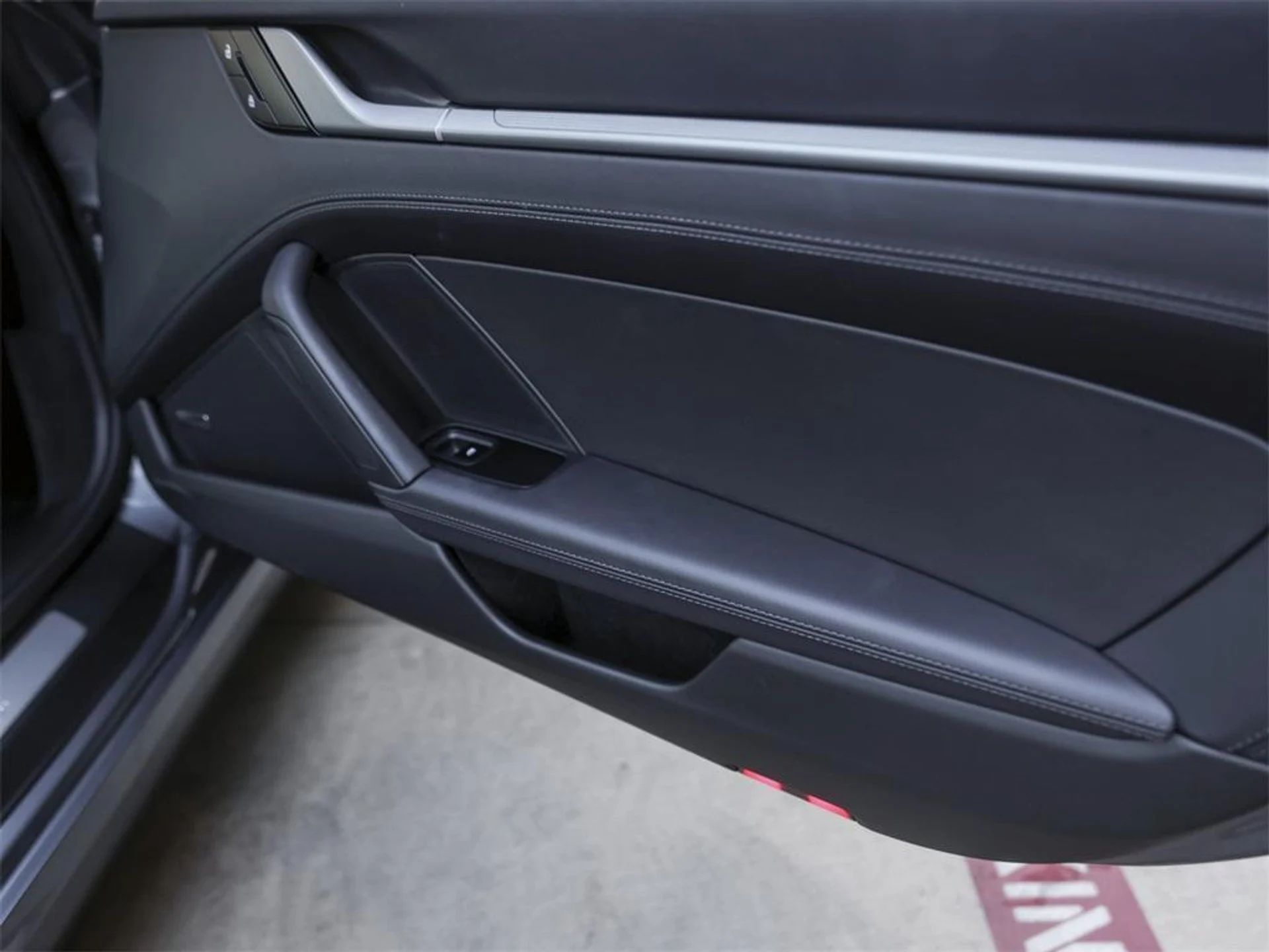 mph033_3720057256_e_G_Efqf_YF_4i_Ven_Pm9t_Js_Mi_Vk_Aiv4_6c69a6a03b