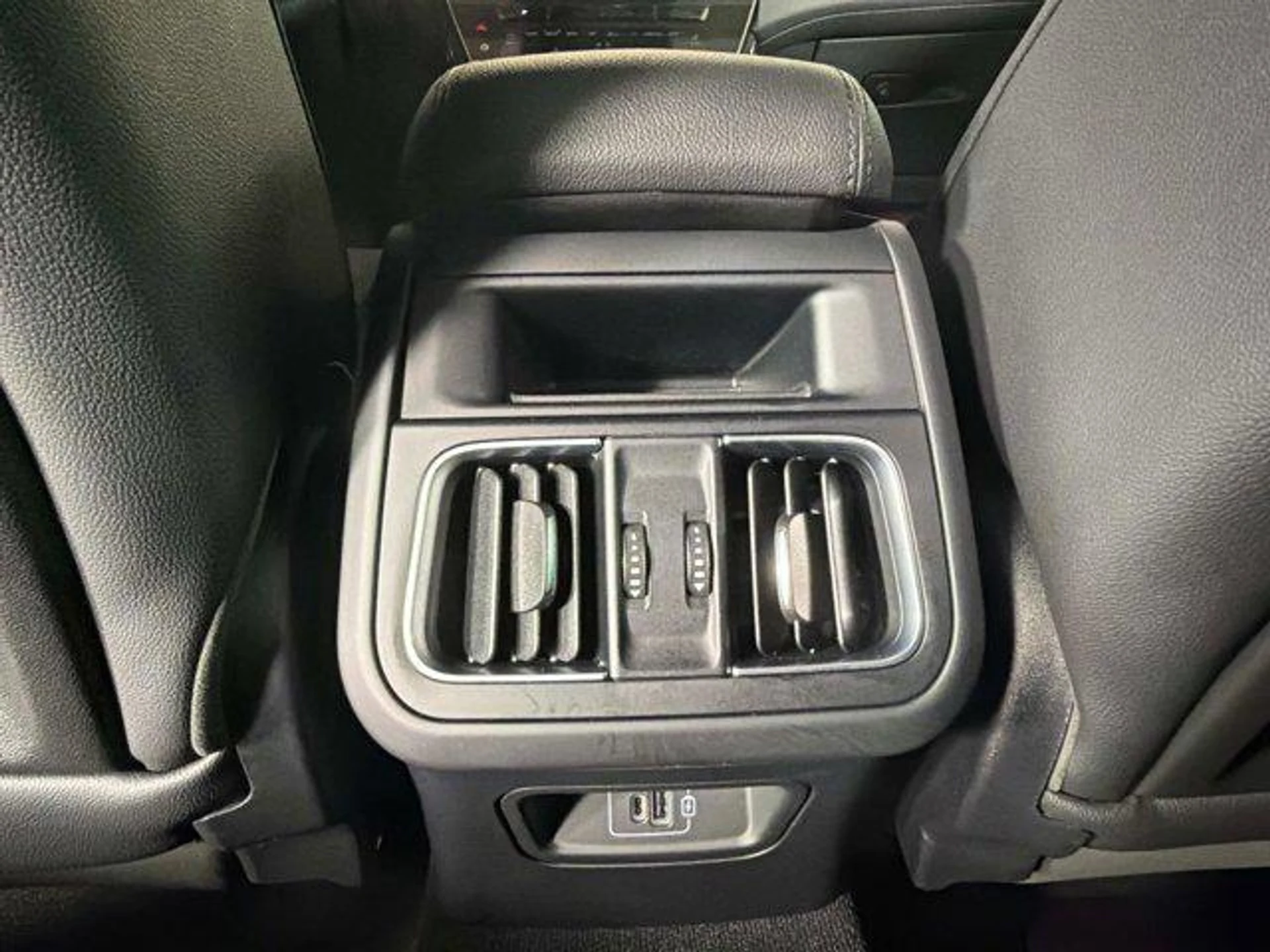 mph033_3720208527_z_Xj_Xb_Nq_Pa_P_Zm6b_QR_Hu7x_Am_Kmp_A_aaa69b74d9