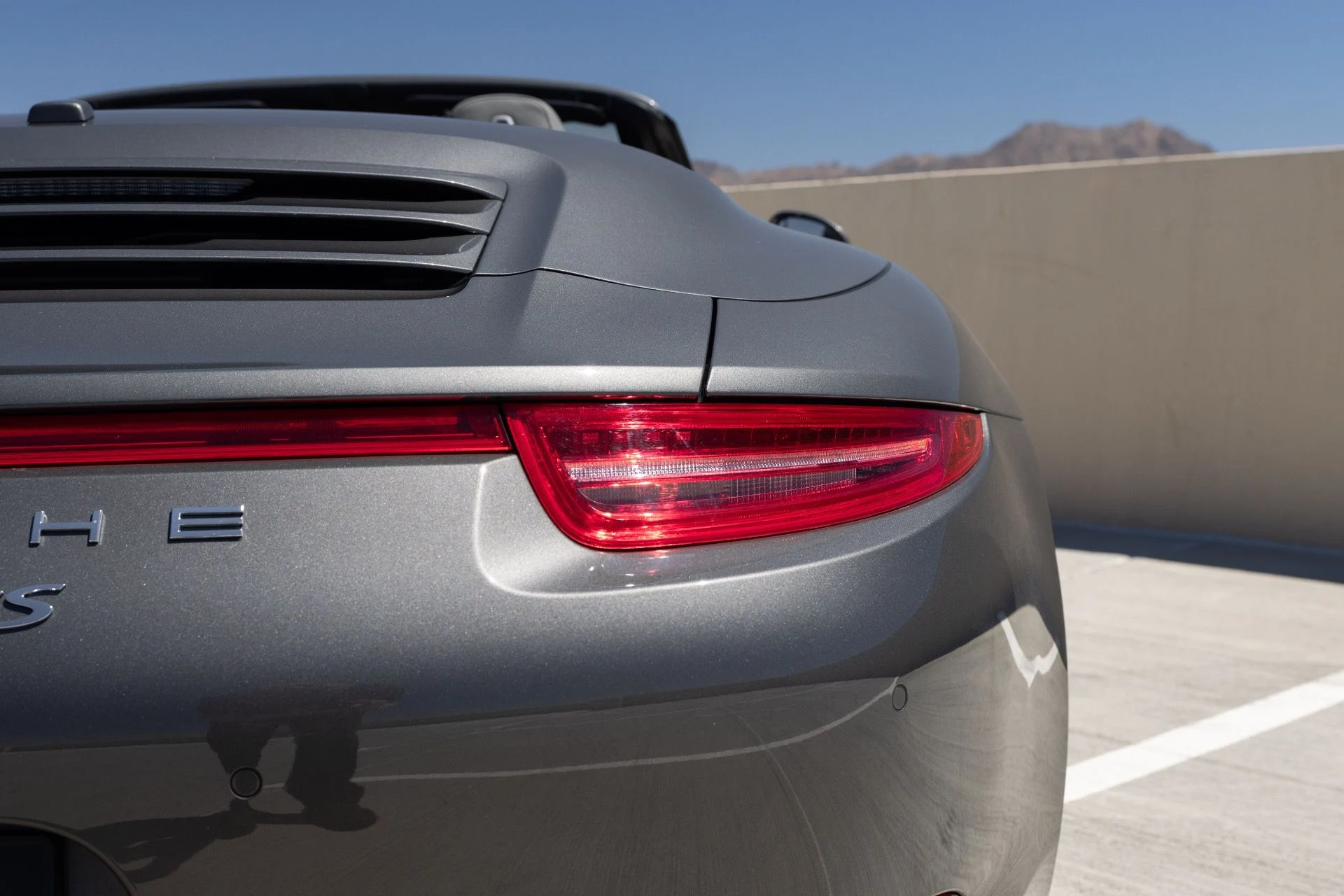 mph033_3722437237_Used_2014_Porsche_911_Carrera_4_S_1778268069_e4400fb035