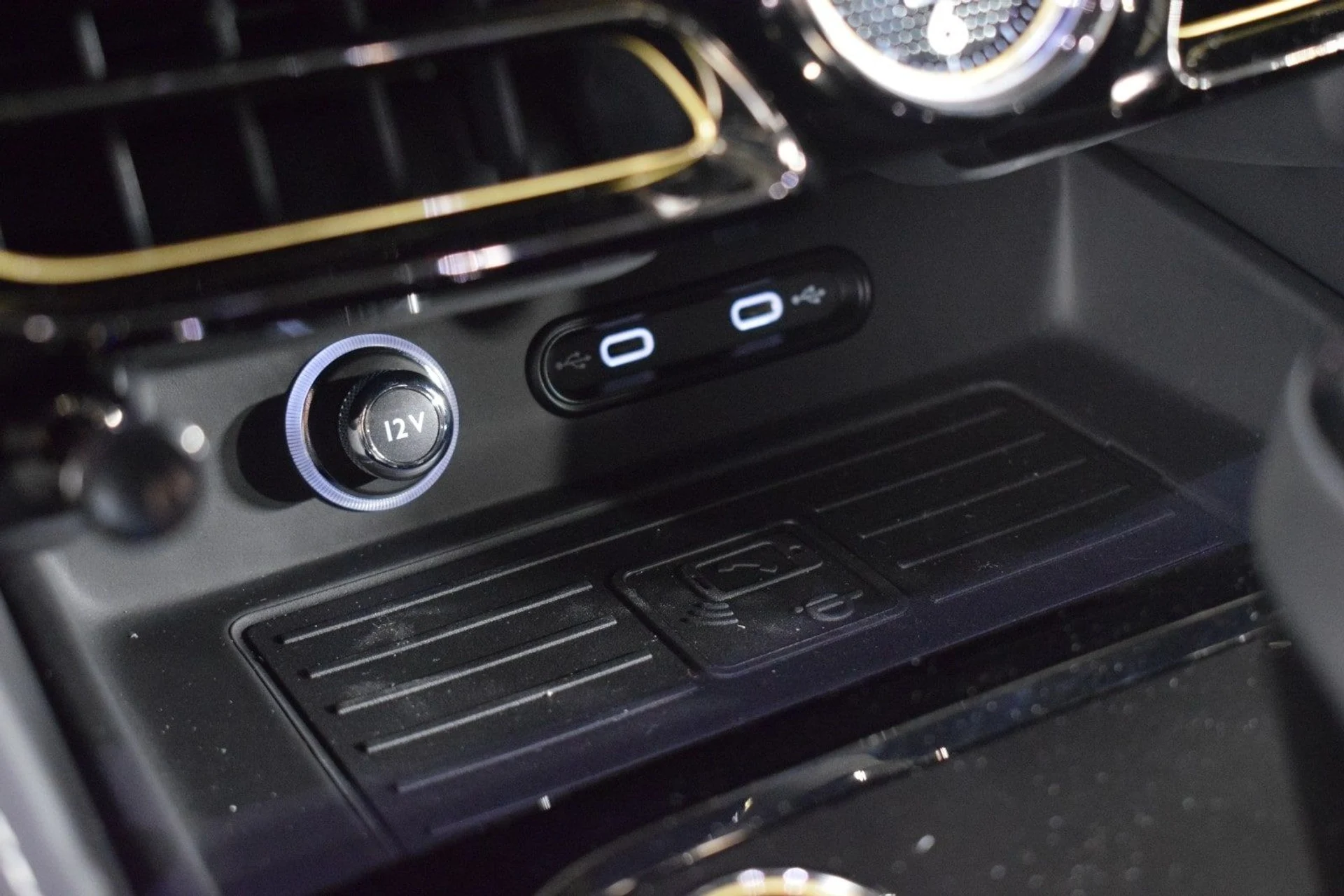 mph033_3730566219_dc1962cec92671f202df1c8461712f46x_f269a009d5