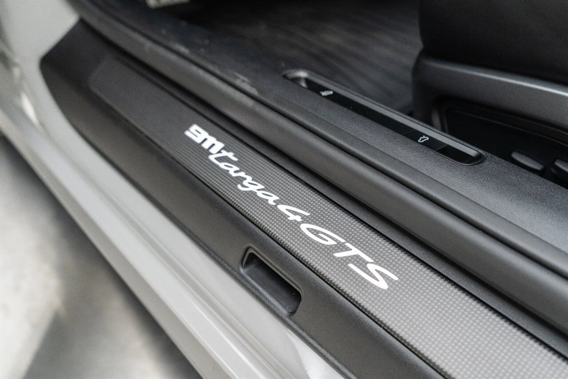 mph033_3741231953_4870700369_1280_a622792e28