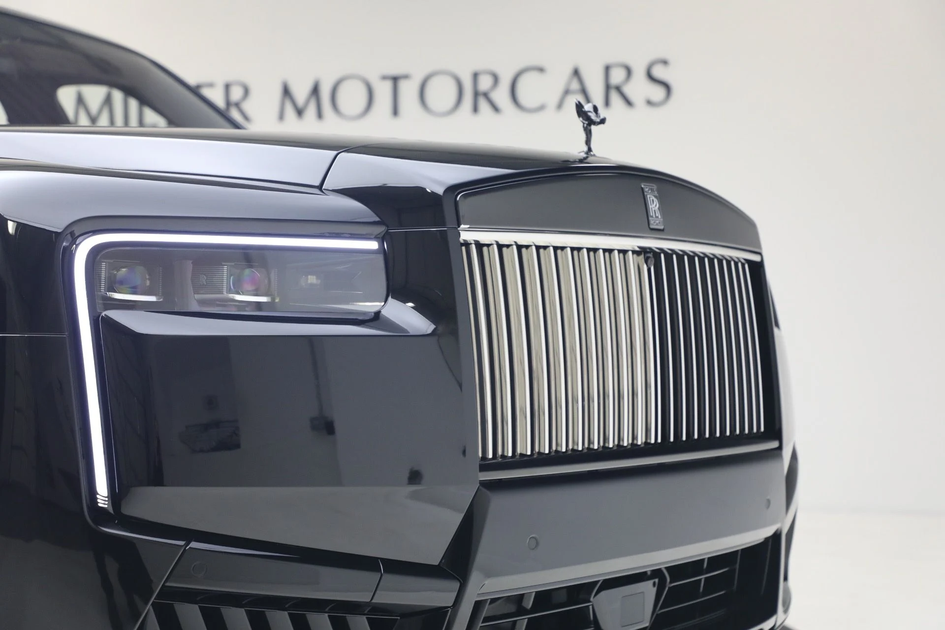 mph033_375224724_New_2027_Rolls_Royce_Black_Badge_Cullinan_0d672013e0