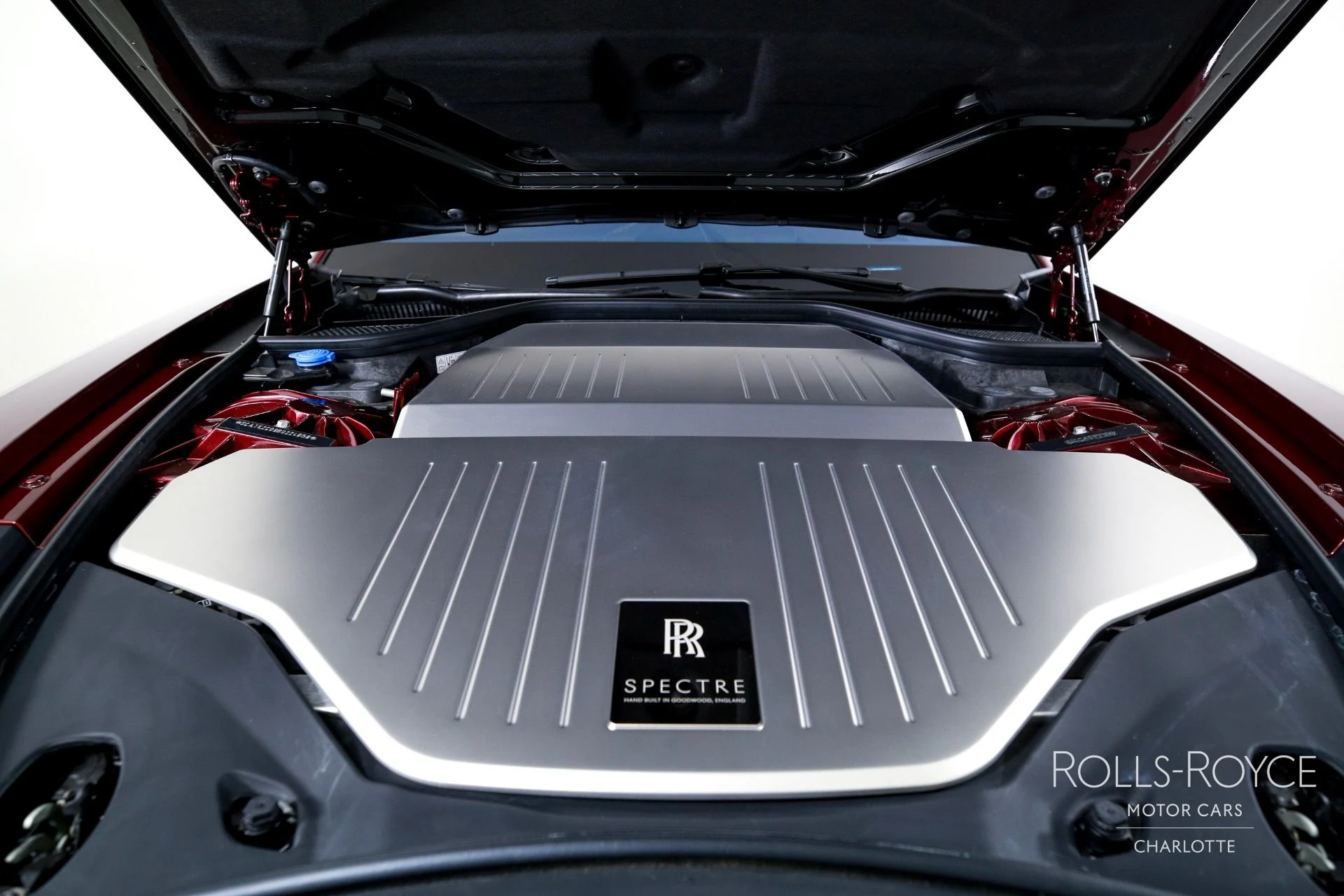 mph033_3753663762_Used_2024_Rolls_Royce_Spectre_1750451753_d34d9a42b9