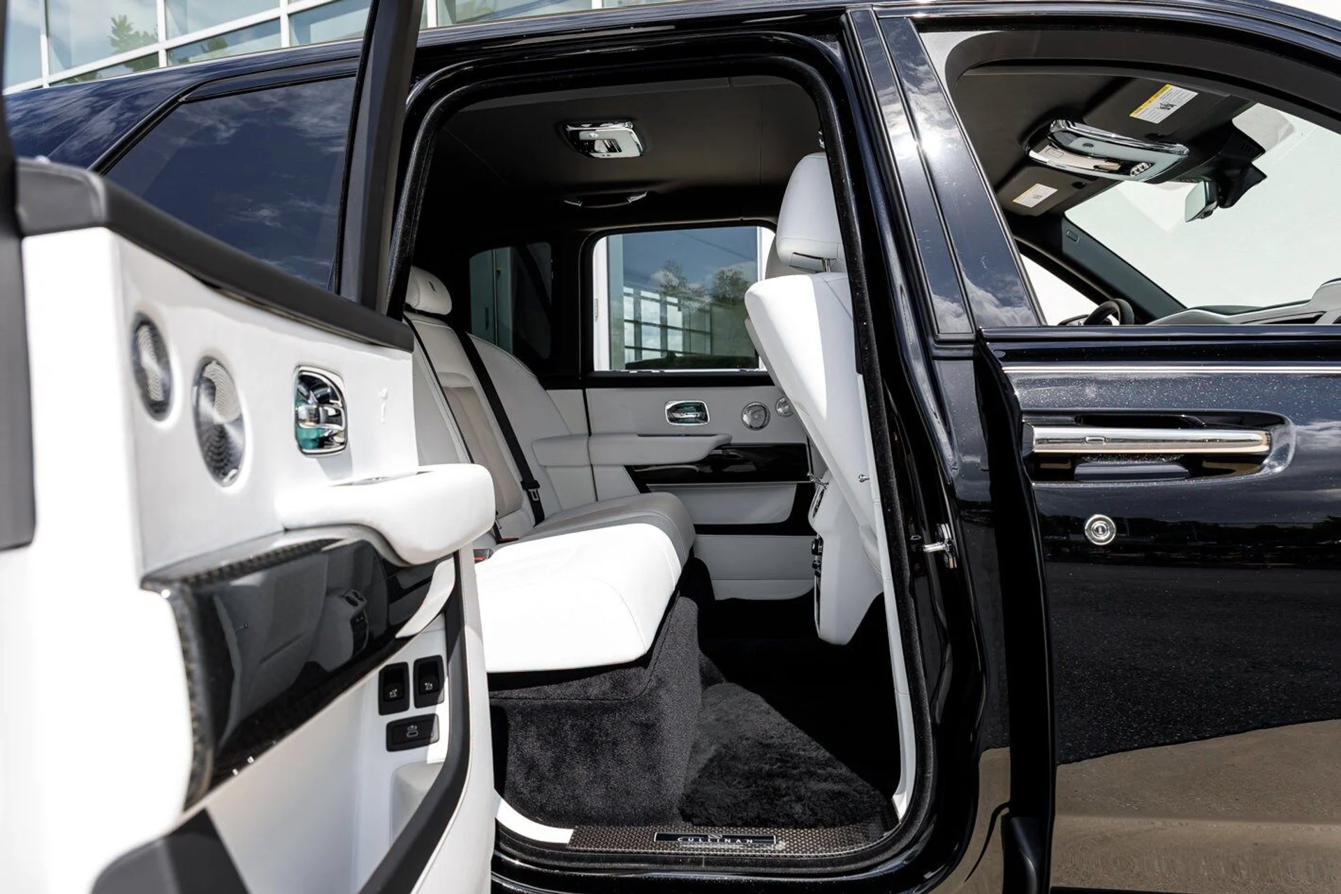 mph033_3760558155_5d13f6f3c374aec445f7d1bcba812387x_a5630ee537