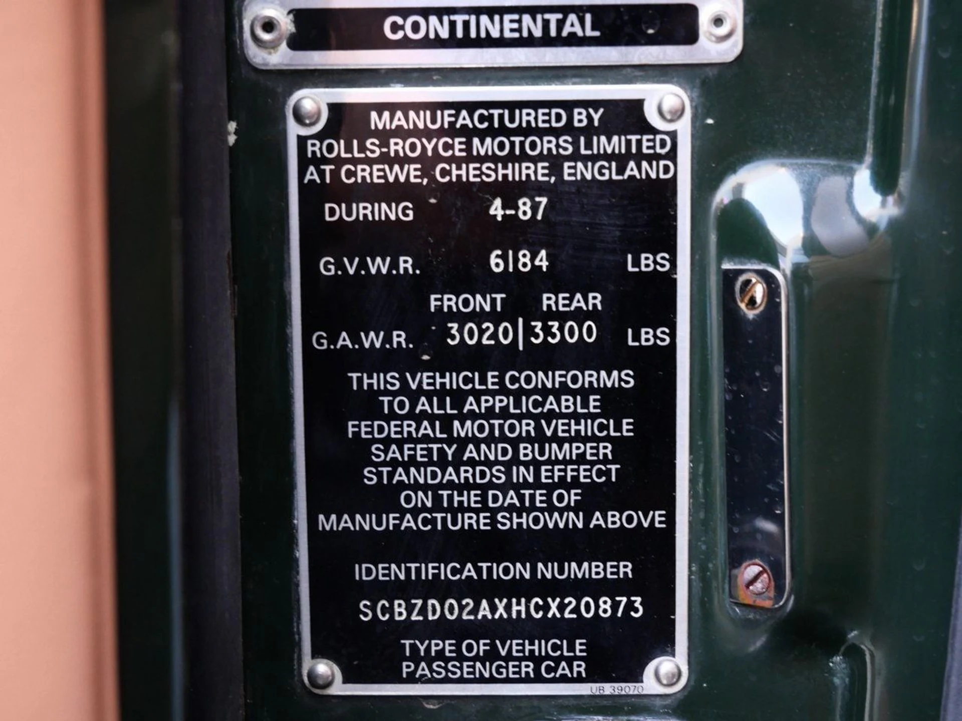 mph033_3763831242_5bf816e081112e40866c3bdf3dd1b9c6x_c64c1a3a7c