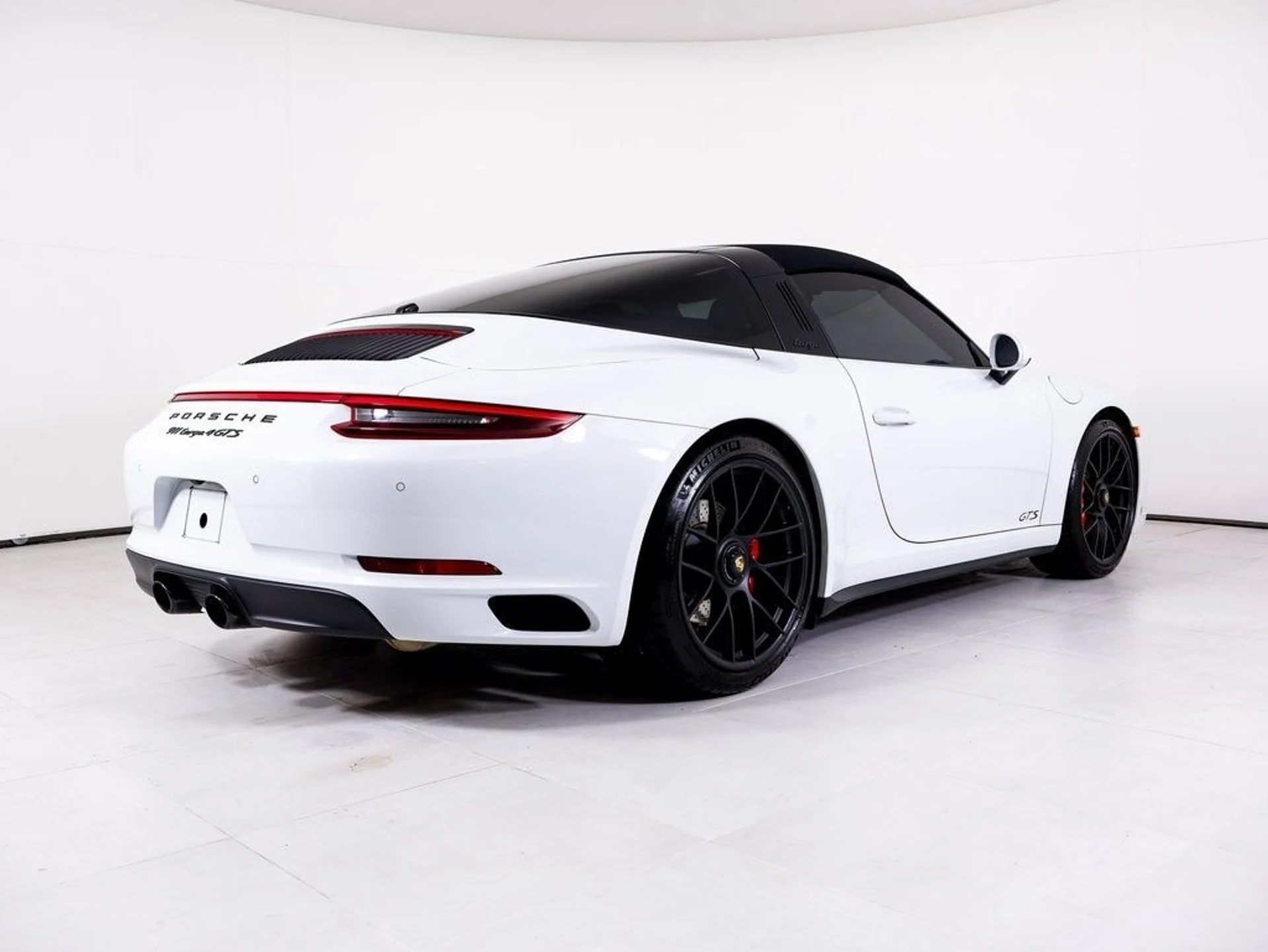 mph033_3771244392_b7ec0a47fdc008fb22dc8e48f22dfb02x_55a0fc0170