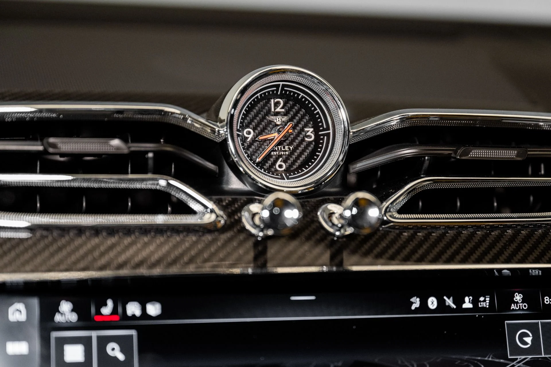 mph033_3773398057_Used_2024_Bentley_Bentayga_S_V8_1734149546_c0b8b15533