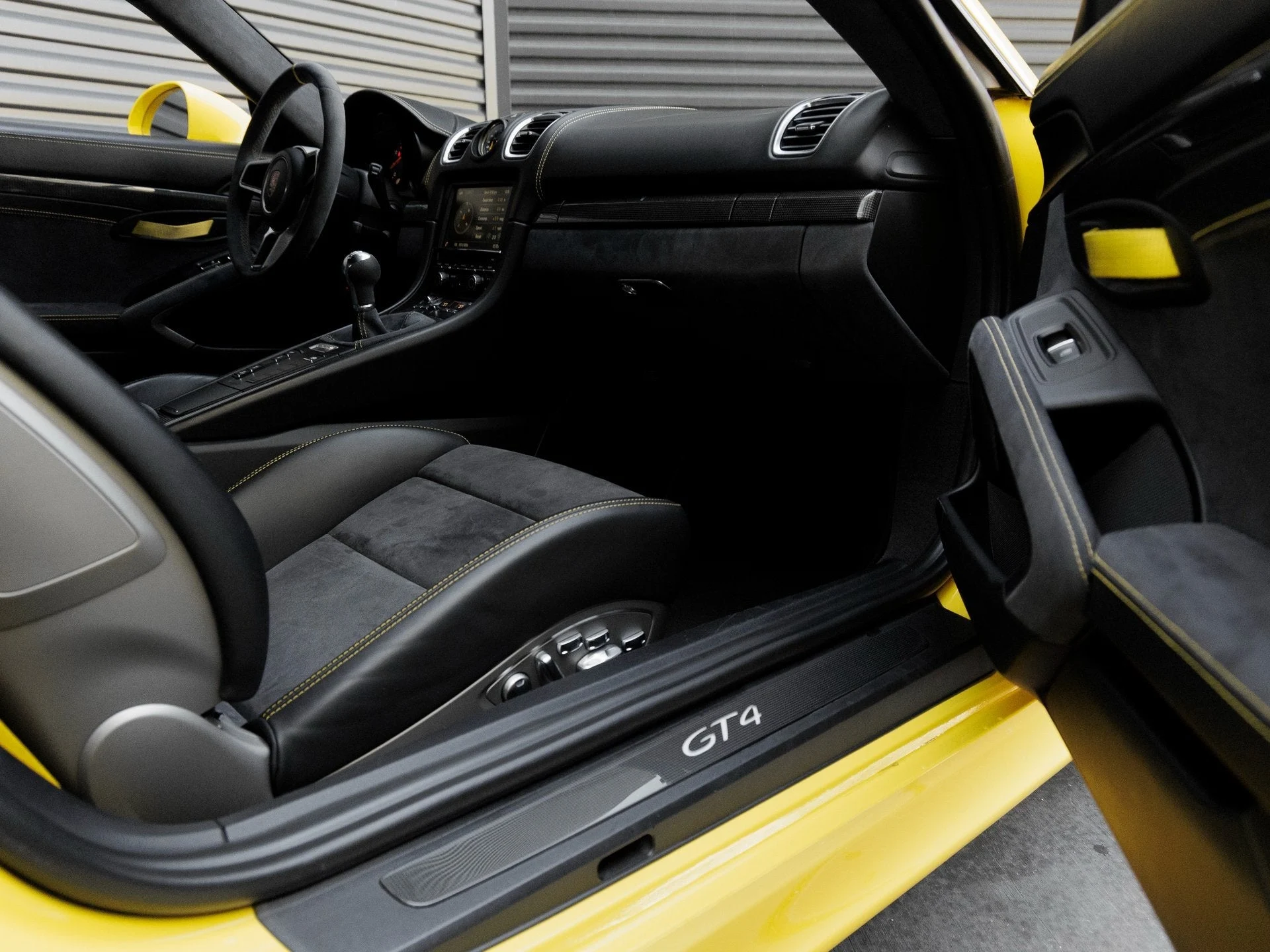 mph033_3775172832_34_68e33cd0c7