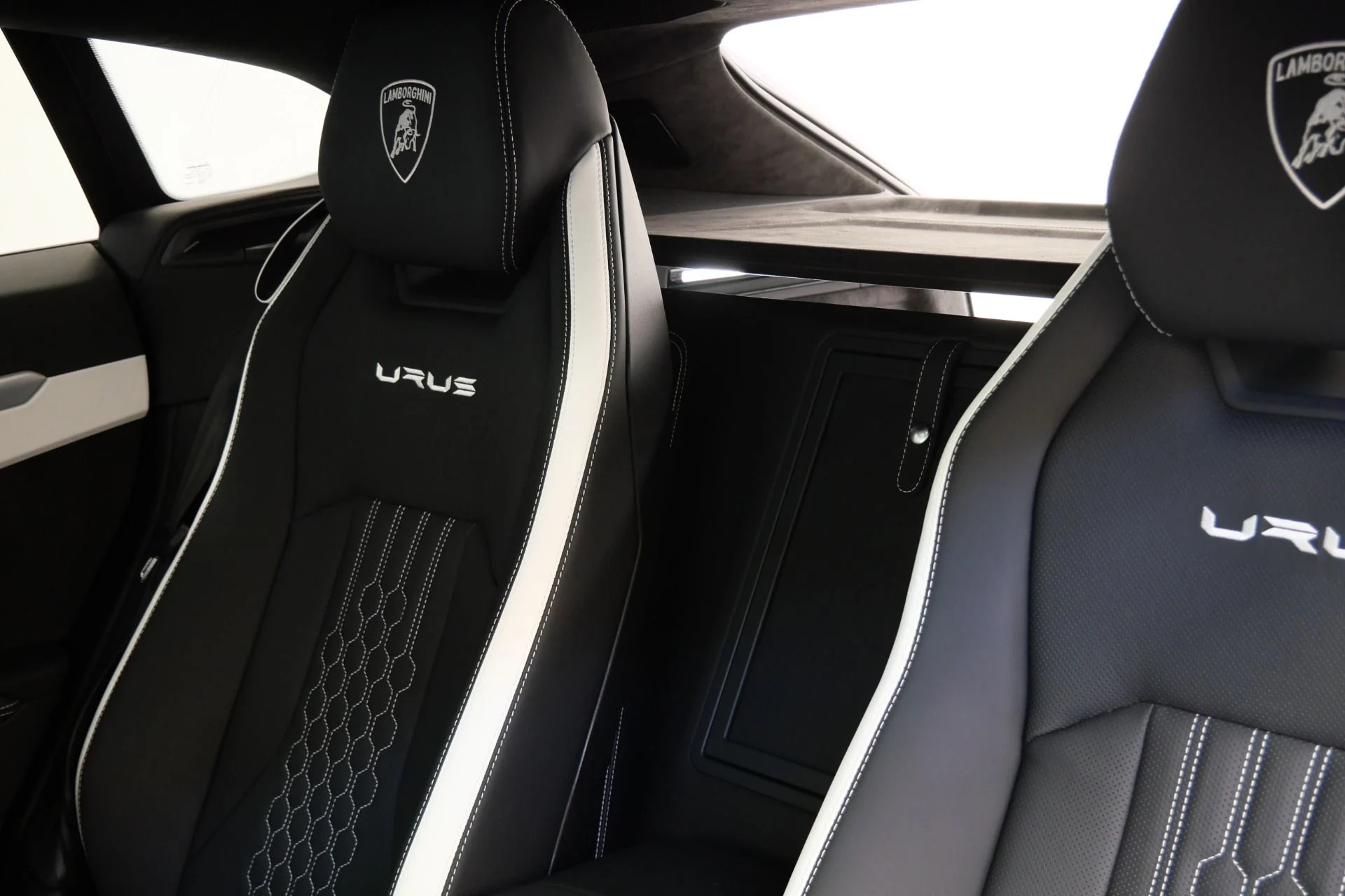 mph033_3778809734_Used_2023_Lamborghini_Urus_S_HIGHLY_Optioned_Ad_Personam_Paint_94_K_in_Options_1773247246_4674e7f2c4