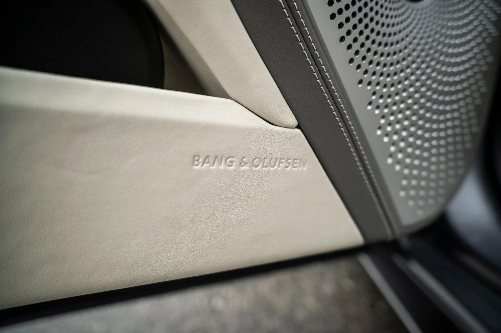 mph033_3782162884_400b25f4a5814f4bb035451dd7a211c1_a1e6fae011