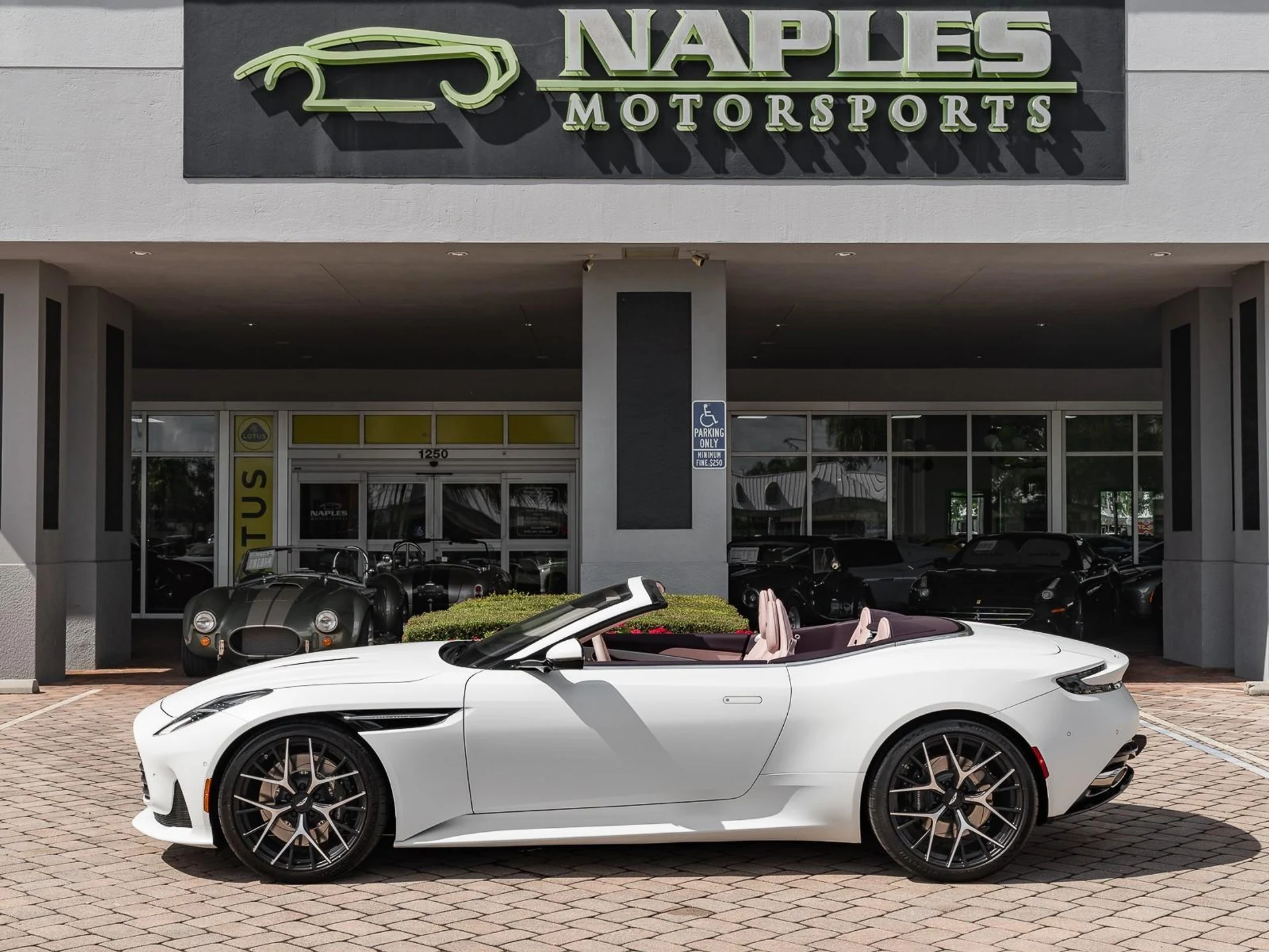 mph033_3790706660_Used_2025_Aston_Martin_DB_12_1761167156_da6e94d437