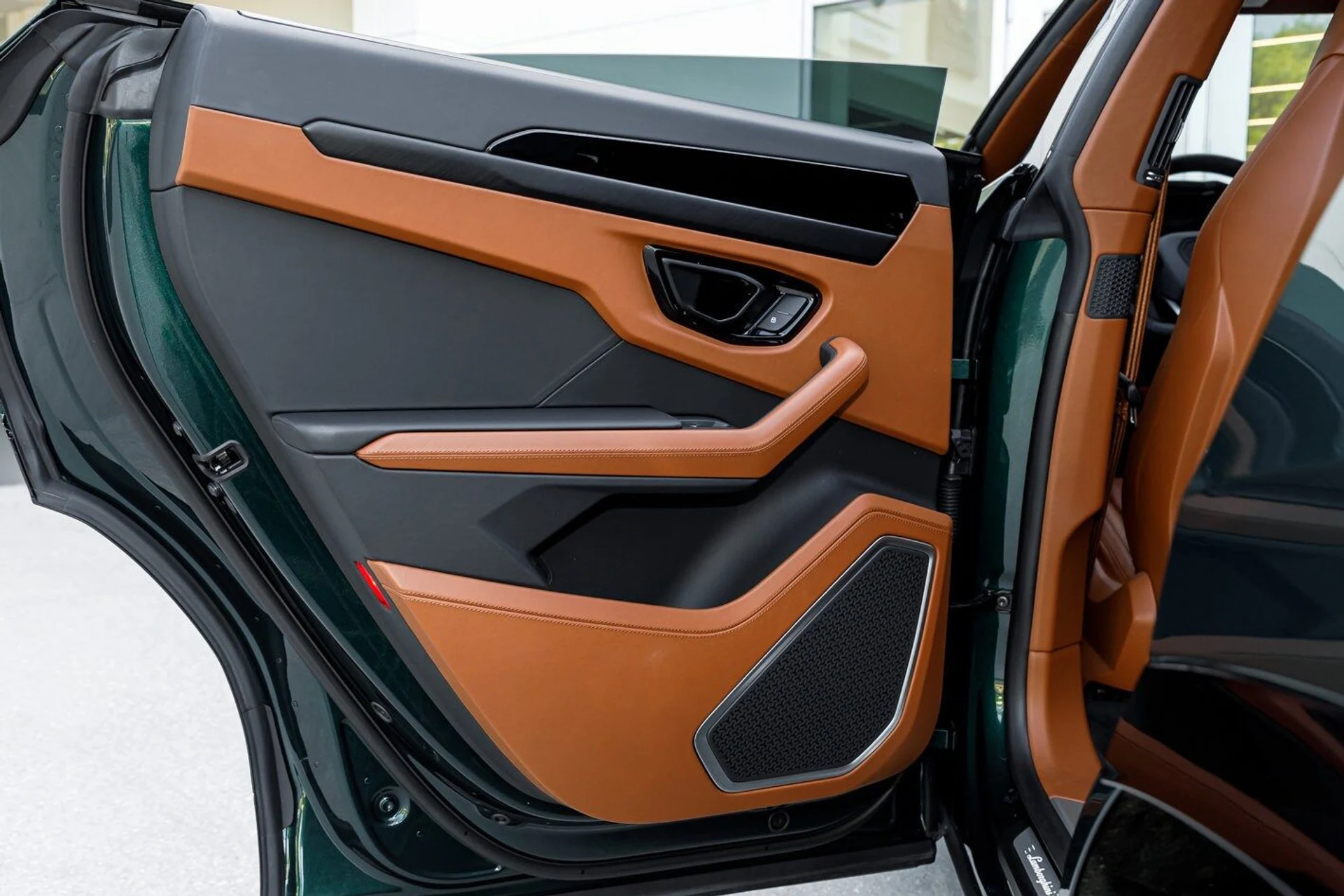 mph033_3793060230_a59917beb6de6d6f370ffe1b6f9375dex_a5031c5cab