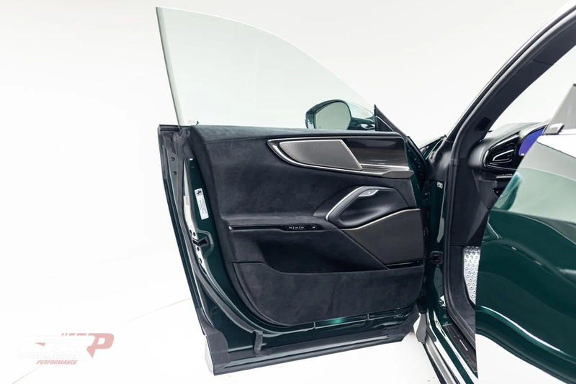 mph033_3801346568_B8_D6_AE_34_EA_8_A_450_C_A7_CE_ED_27_C7_C8589_C_517bef2c0e