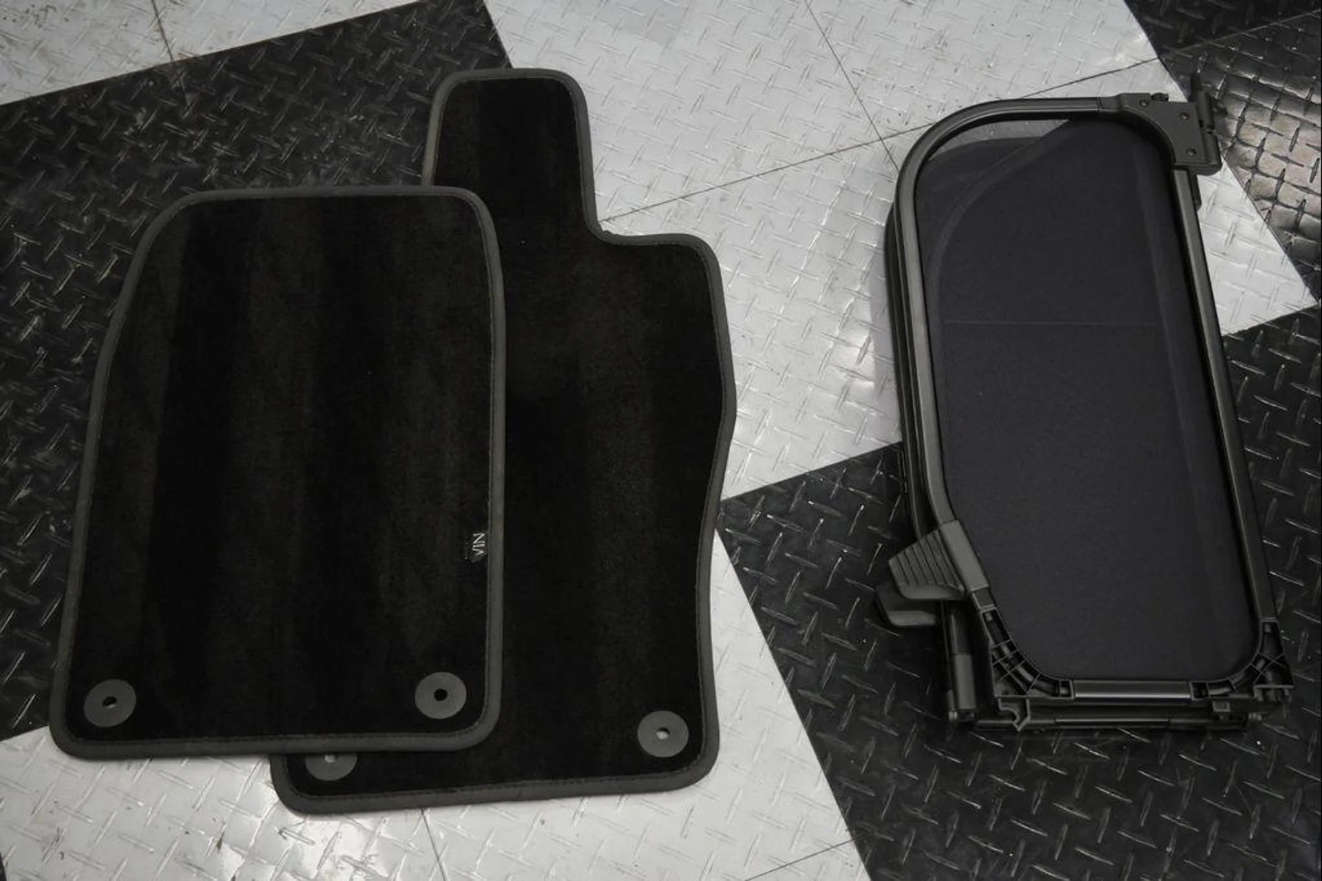 mph033_3801652857_c_Cy_C2_Y006_D9u_Hb_DX_7y_S_Jg_Xhb_V_Qc_97f4173d5d