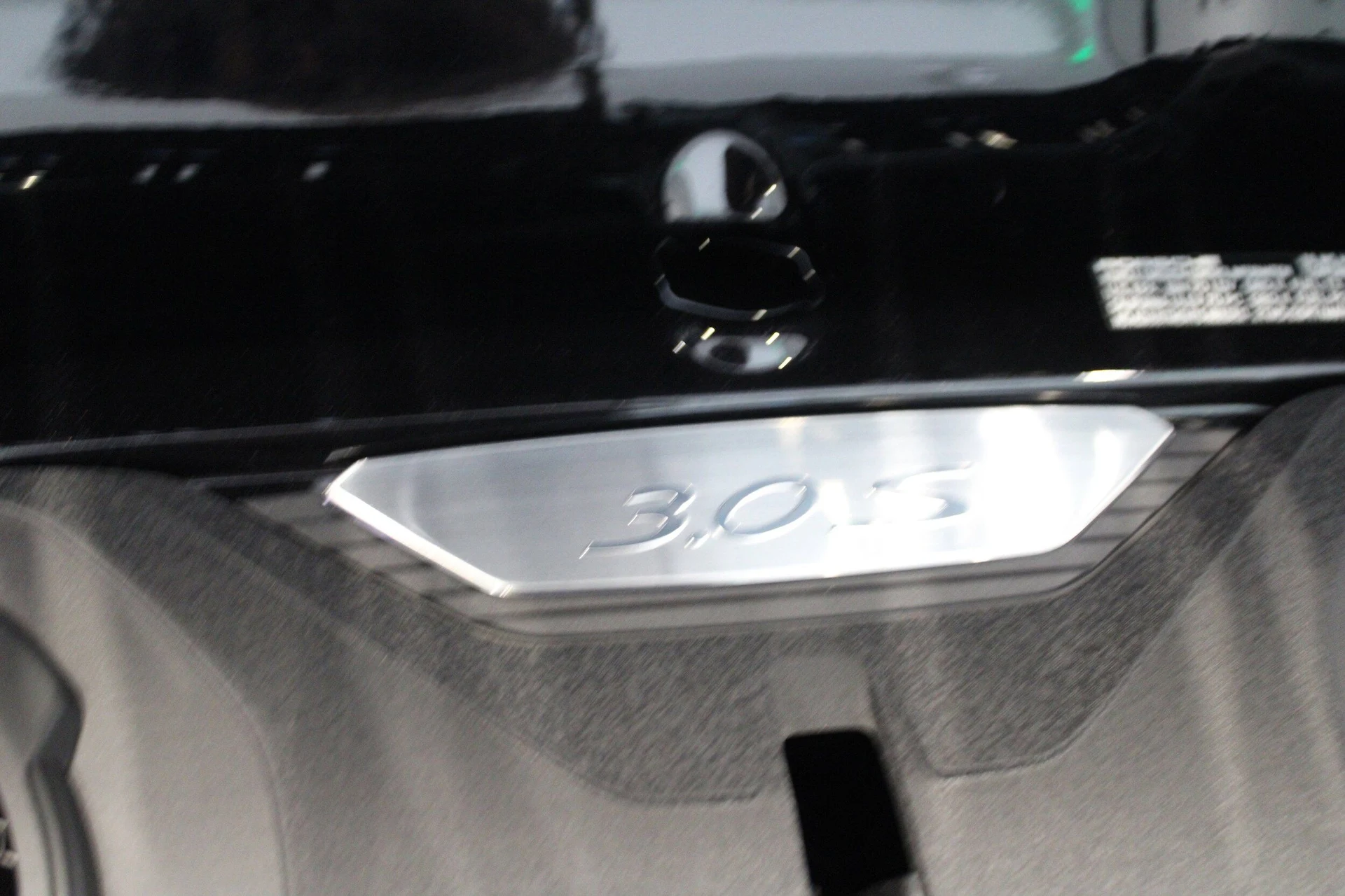 mph033_3815887455_c9a47f060b02d50042ee65a8ceb2ae47x_e58062d7e3