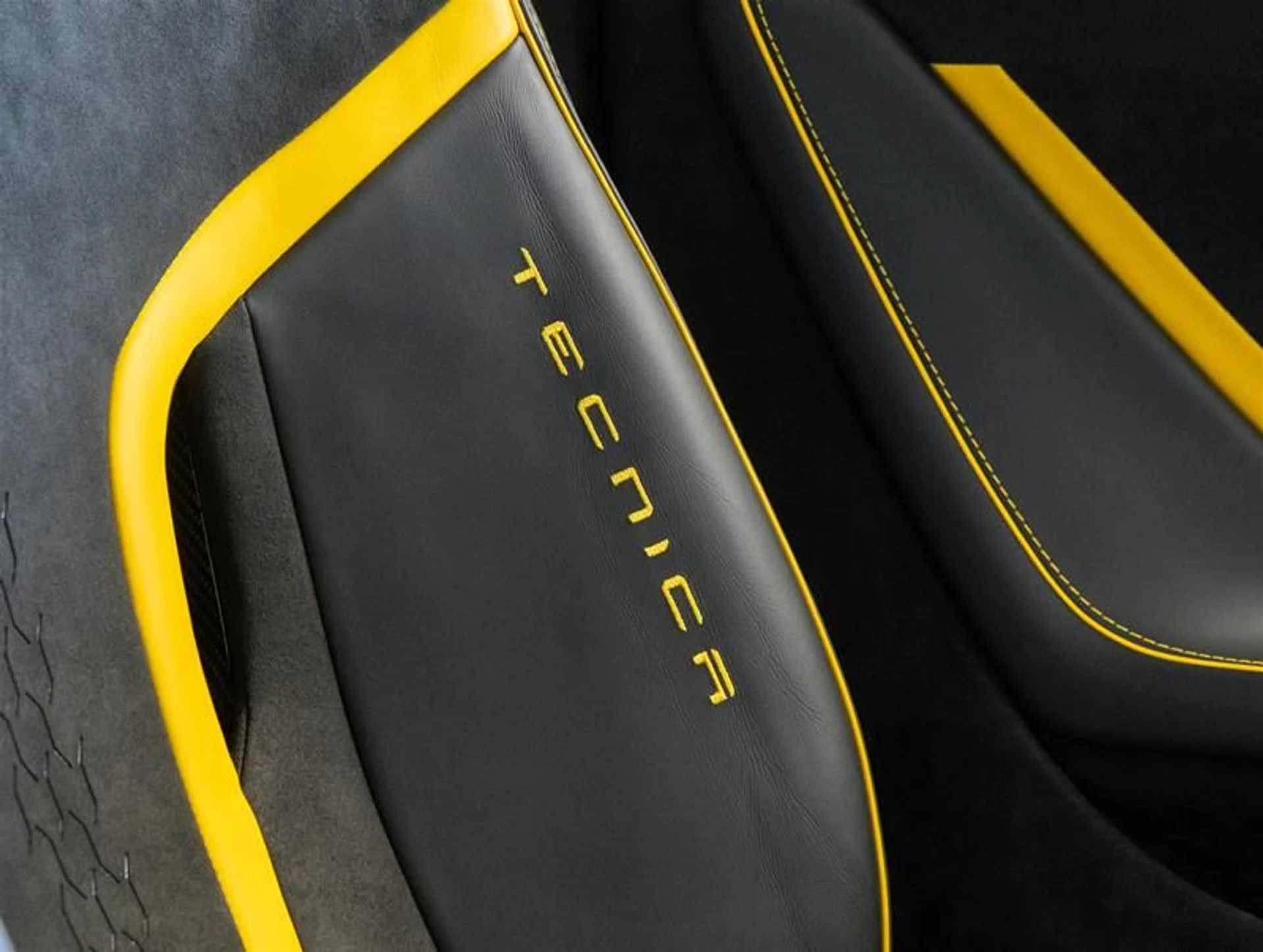 mph033_3821220400_11941252_1645413843_623c589806