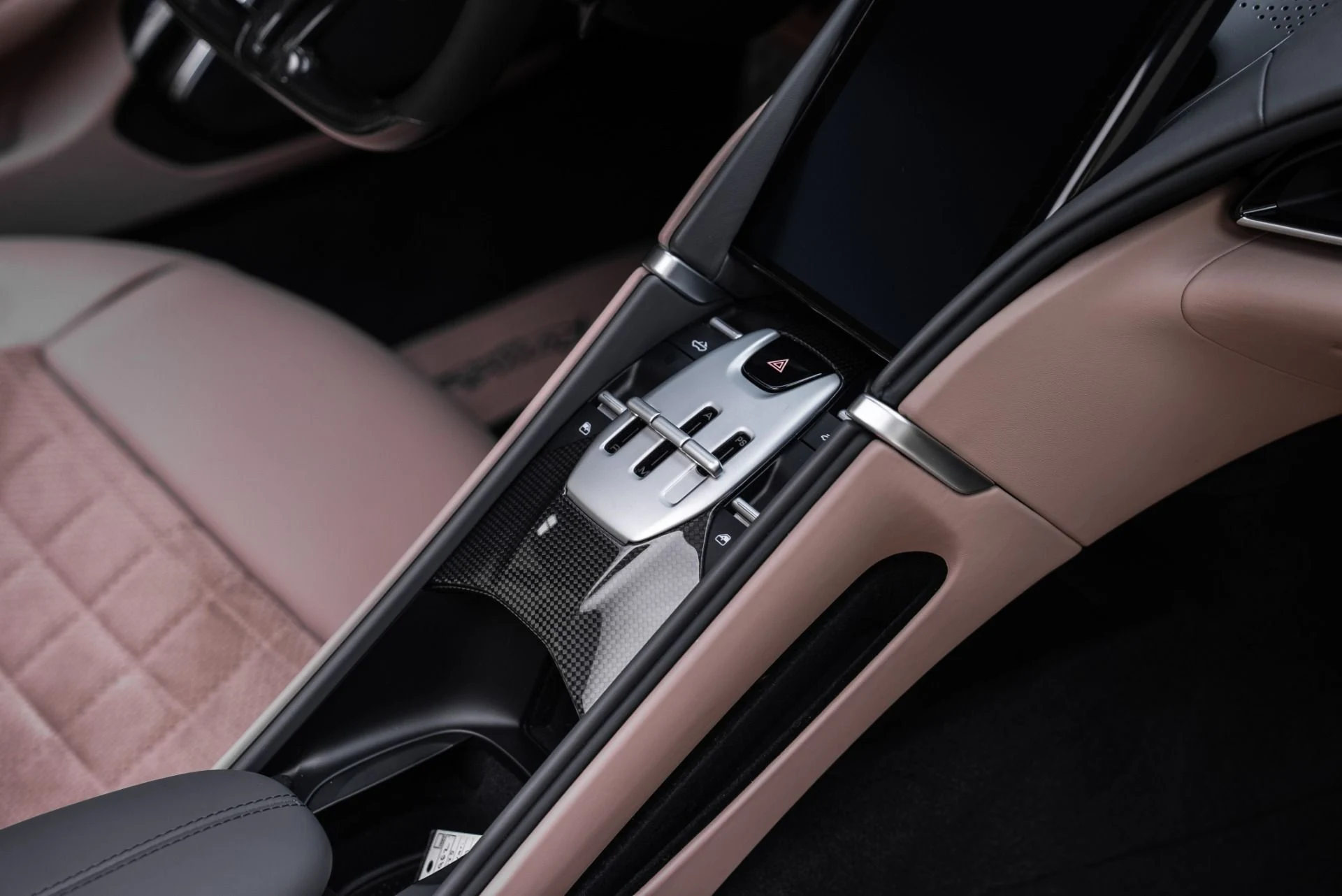 mph033_3846276972_Used_2025_Ferrari_Roma_Spider_1767891770_e110893014