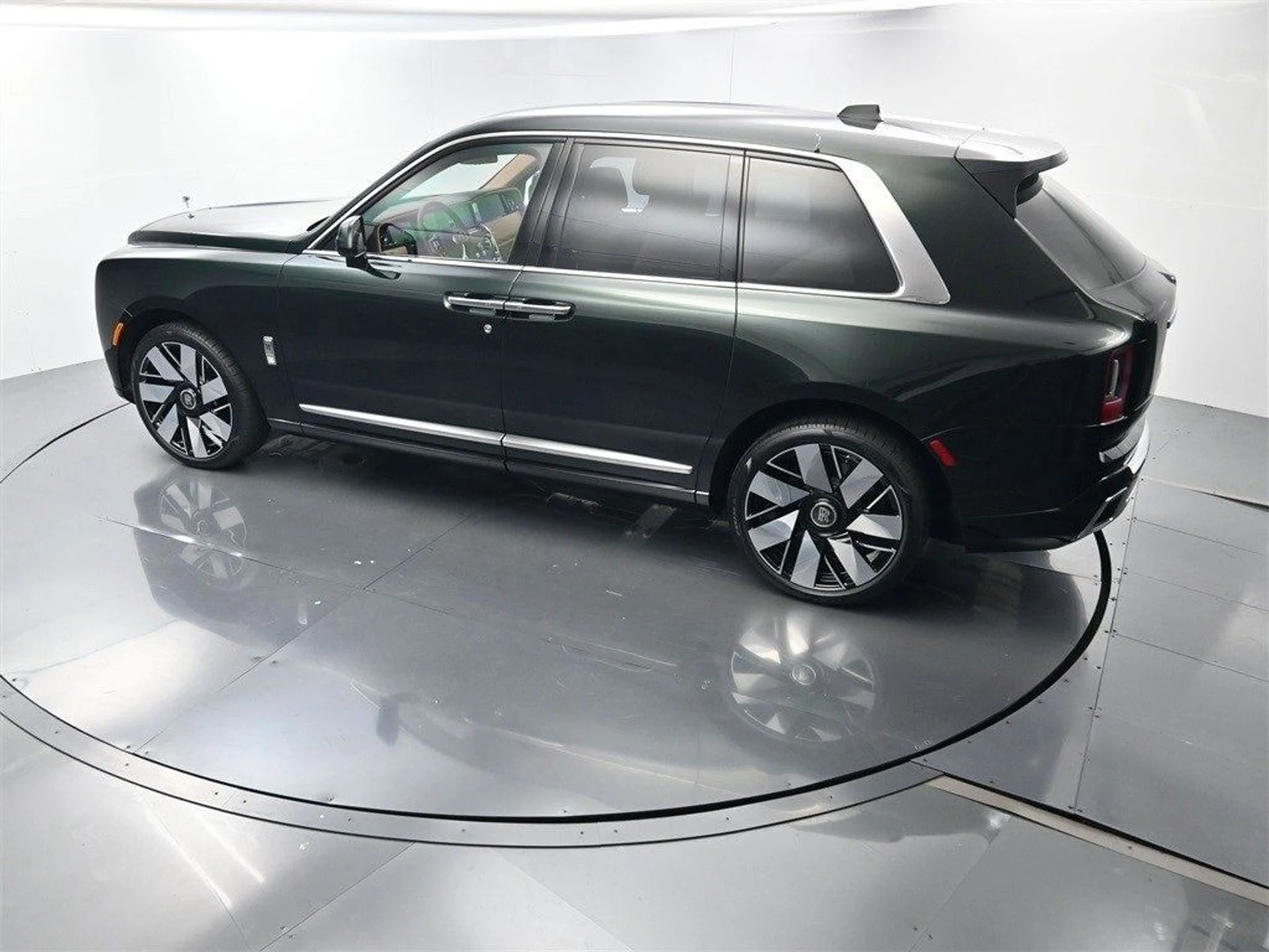 mph033_3855764861_d0471bfc1e79454399488224fb71cc9ax_764b251823