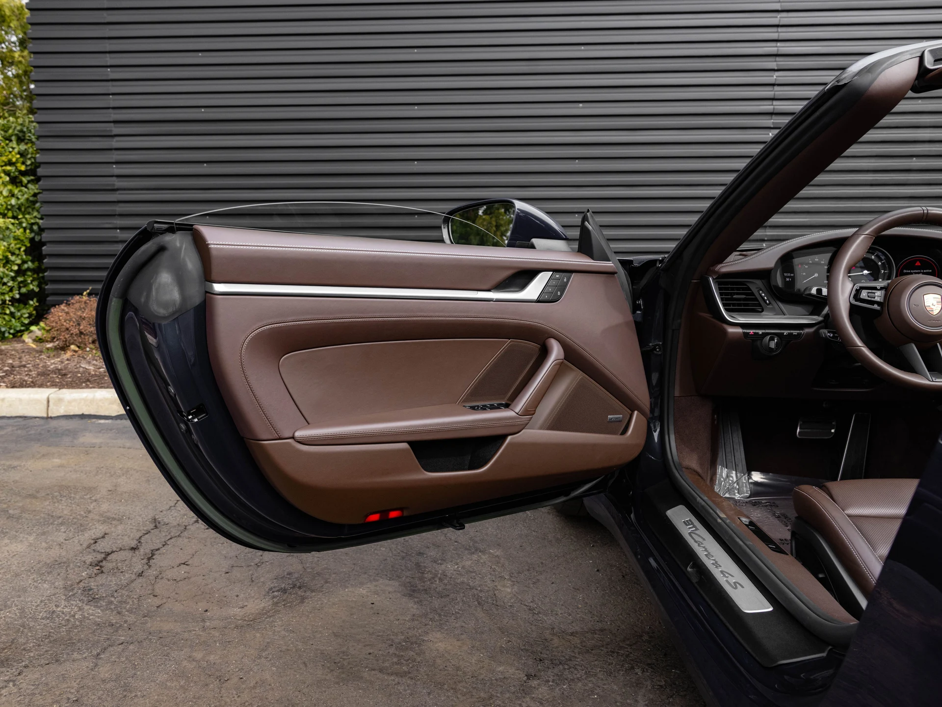 mph033_386243806_a4670ede04eabfdefaa8797d08221f90_a6a9cae9a2