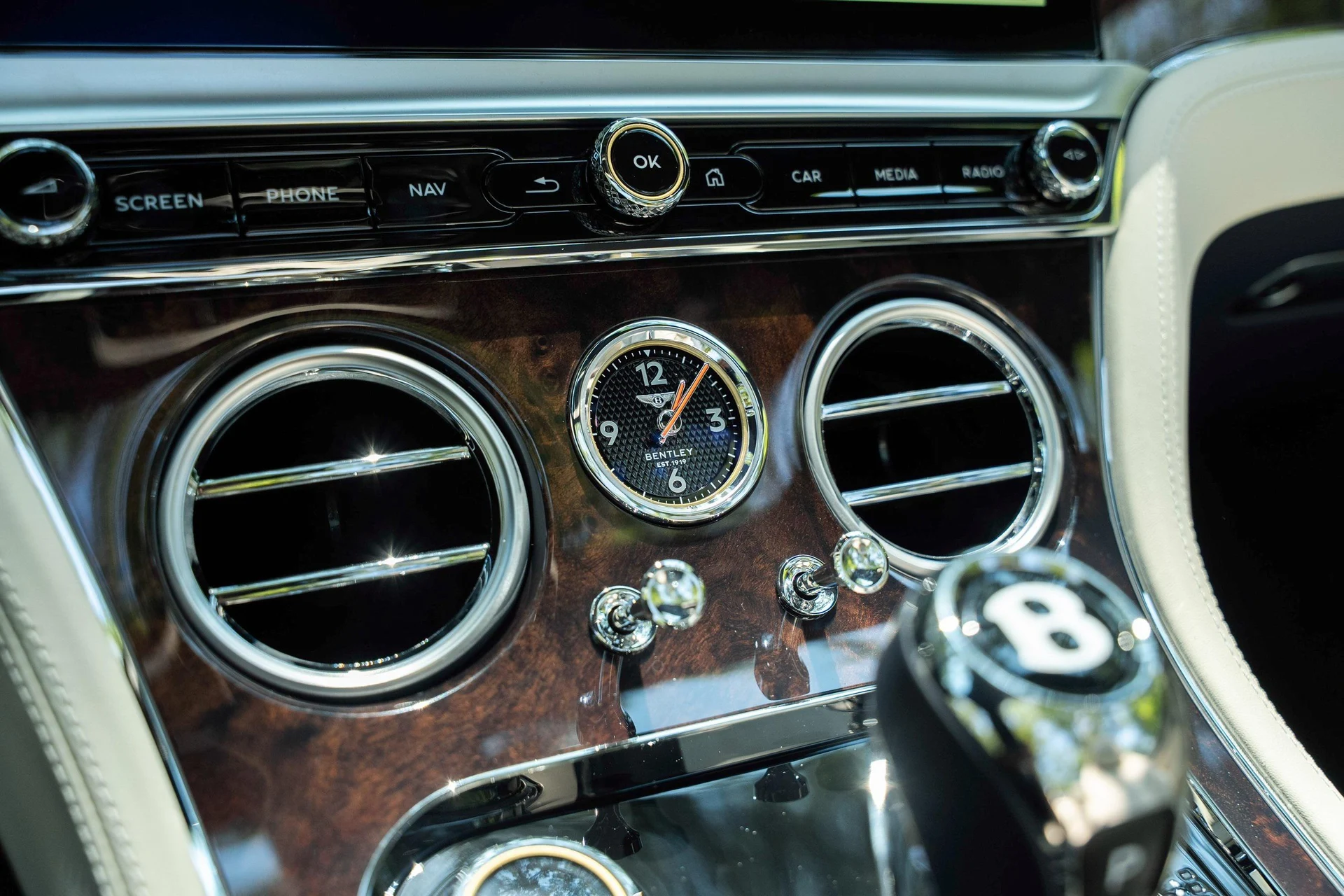 mph033_3877440697_451284869_695f546a9054447ae61080b7_d5da683373