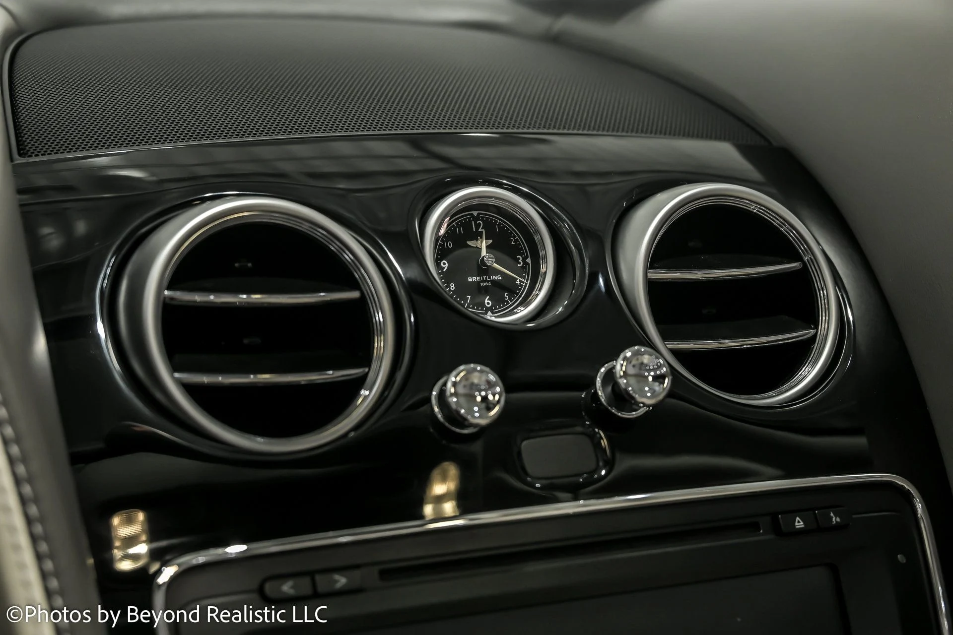 mph033_389268651_7497880ce4983c69a6d0b6f84d769ddfx_32e8573fb0